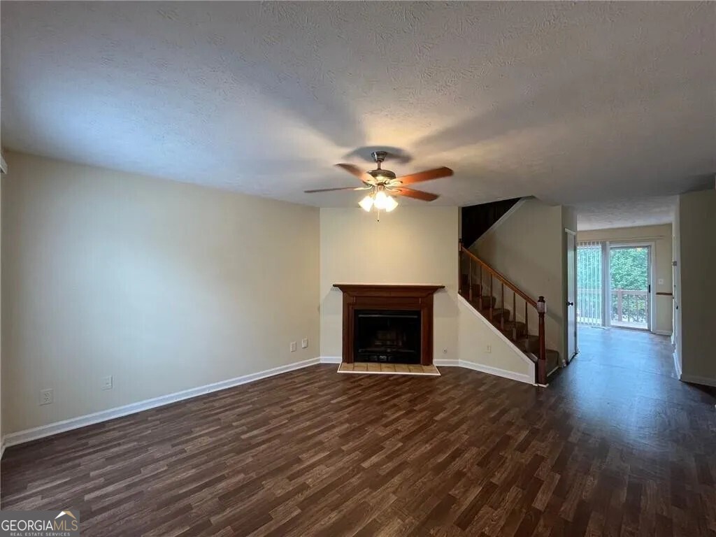 1183 Red Oak Cove Property Photo 4