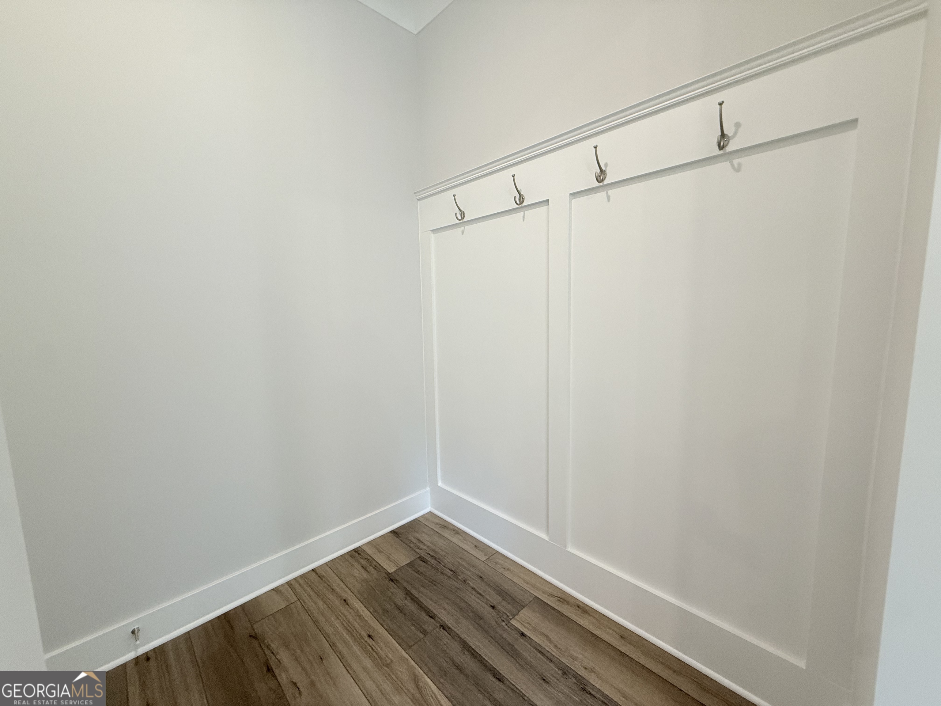 5527 Tullis Drive Property Photo 22