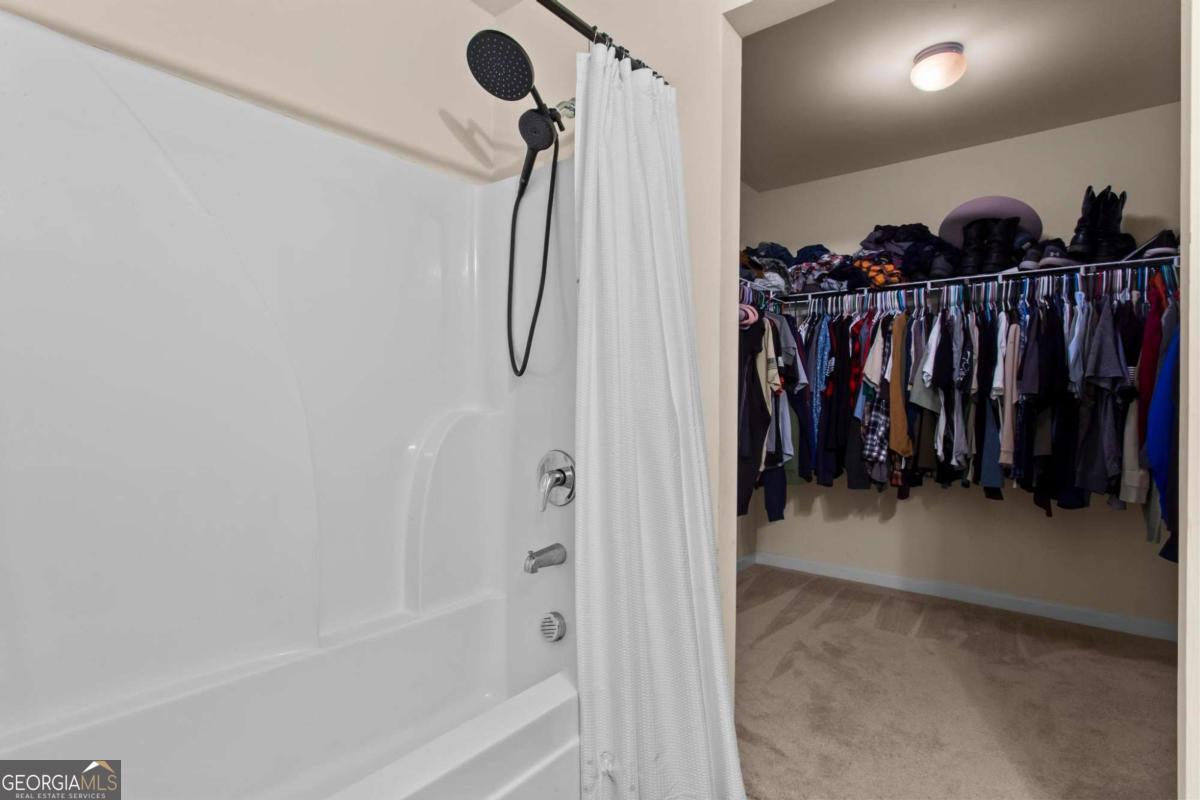 10 Windsor Court Property Photo 16