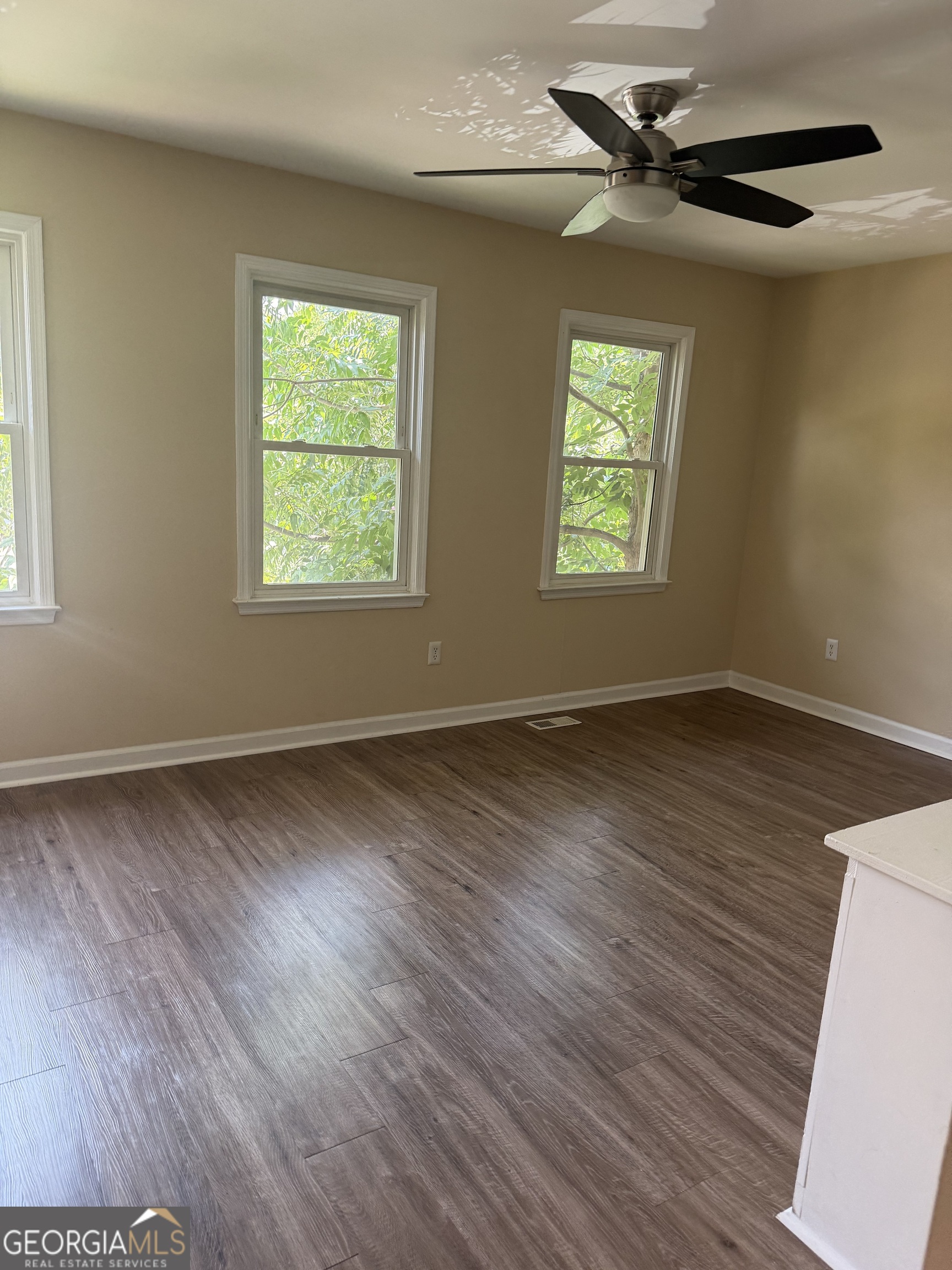 513 Salem Woods Drive Se Property Photo 13