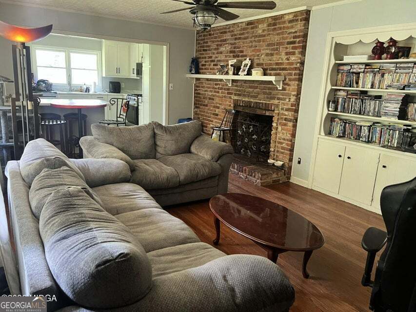 4915 Wesleyan Drive Property Photo 9
