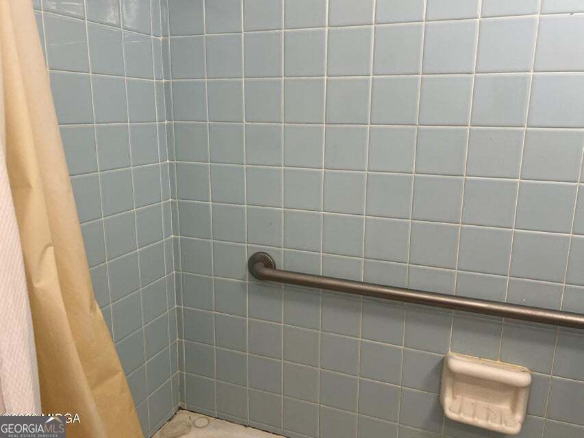 4915 Wesleyan Drive Property Photo 15