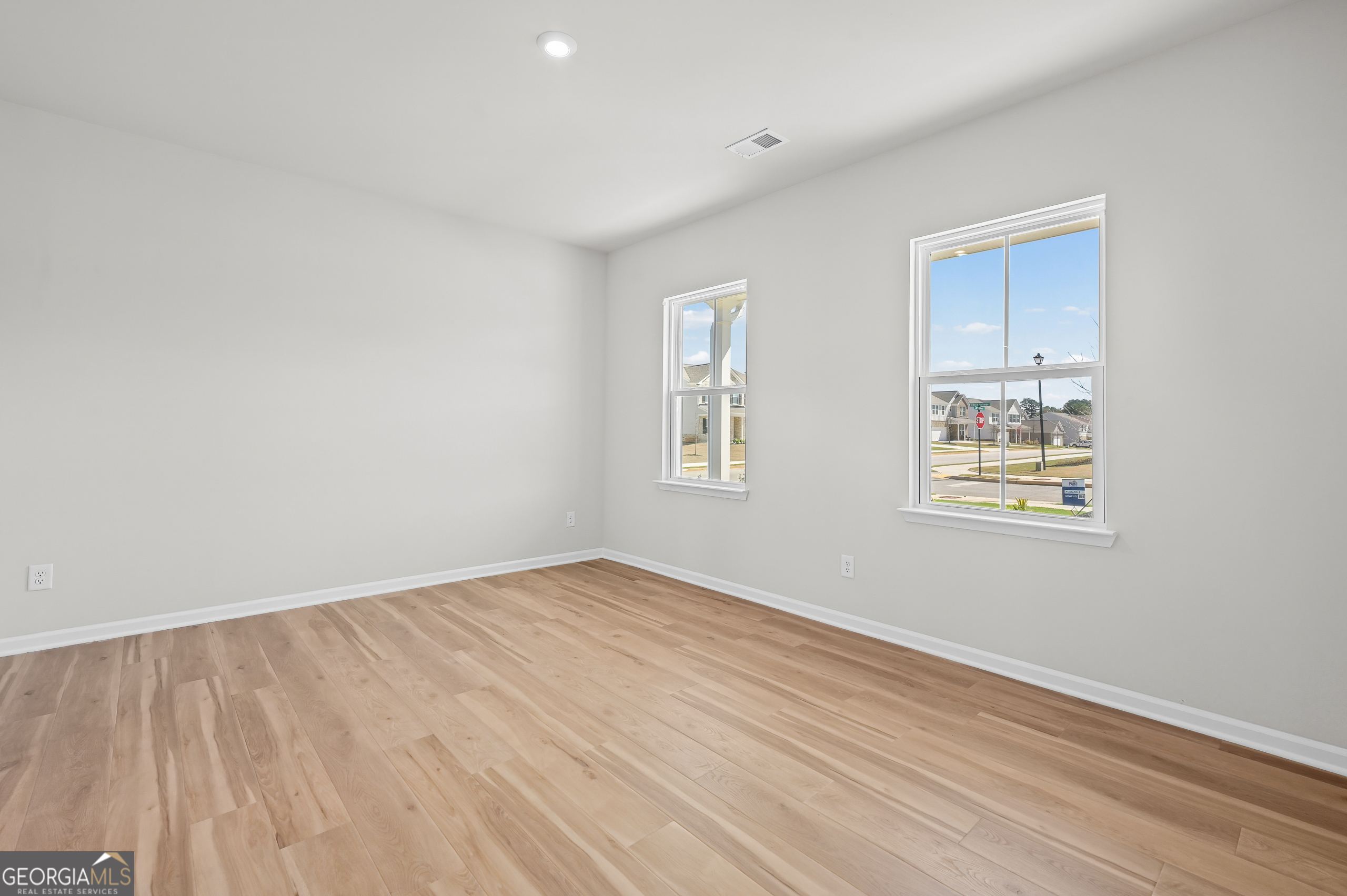 600 Vidalia Park Way Property Photo 5