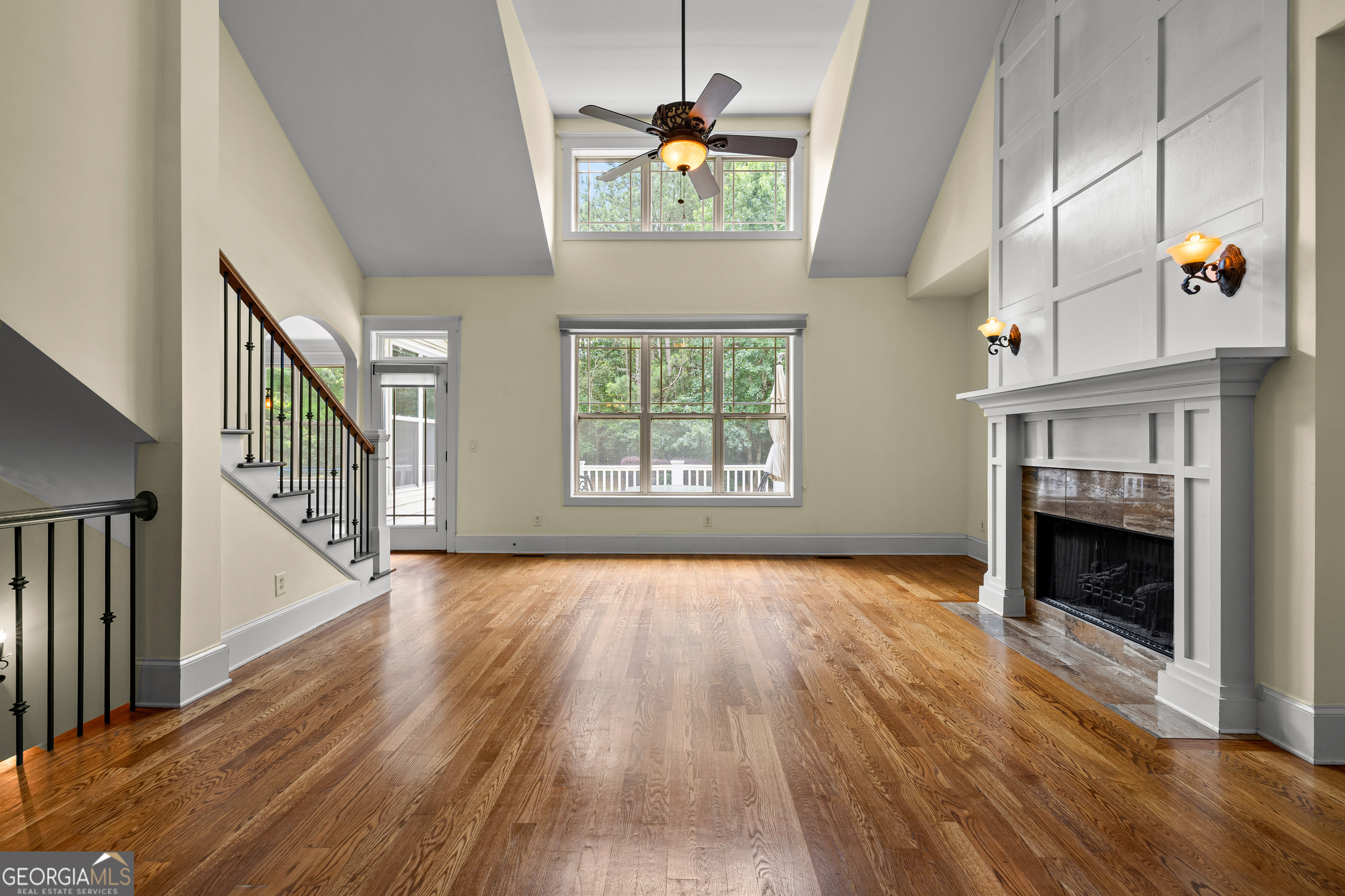 599 Mcdade Street Property Photo 12