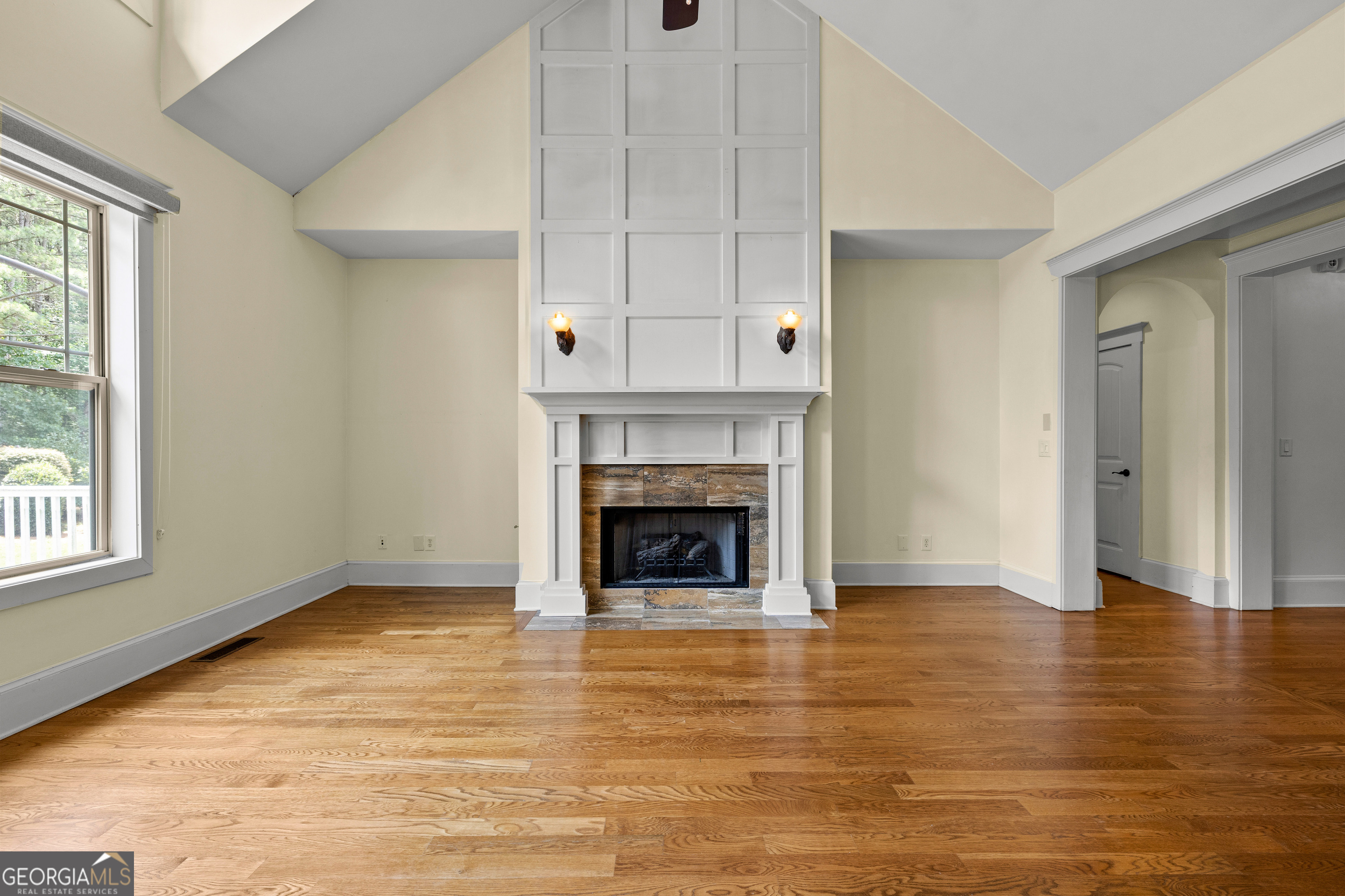 599 Mcdade Street Property Photo 13