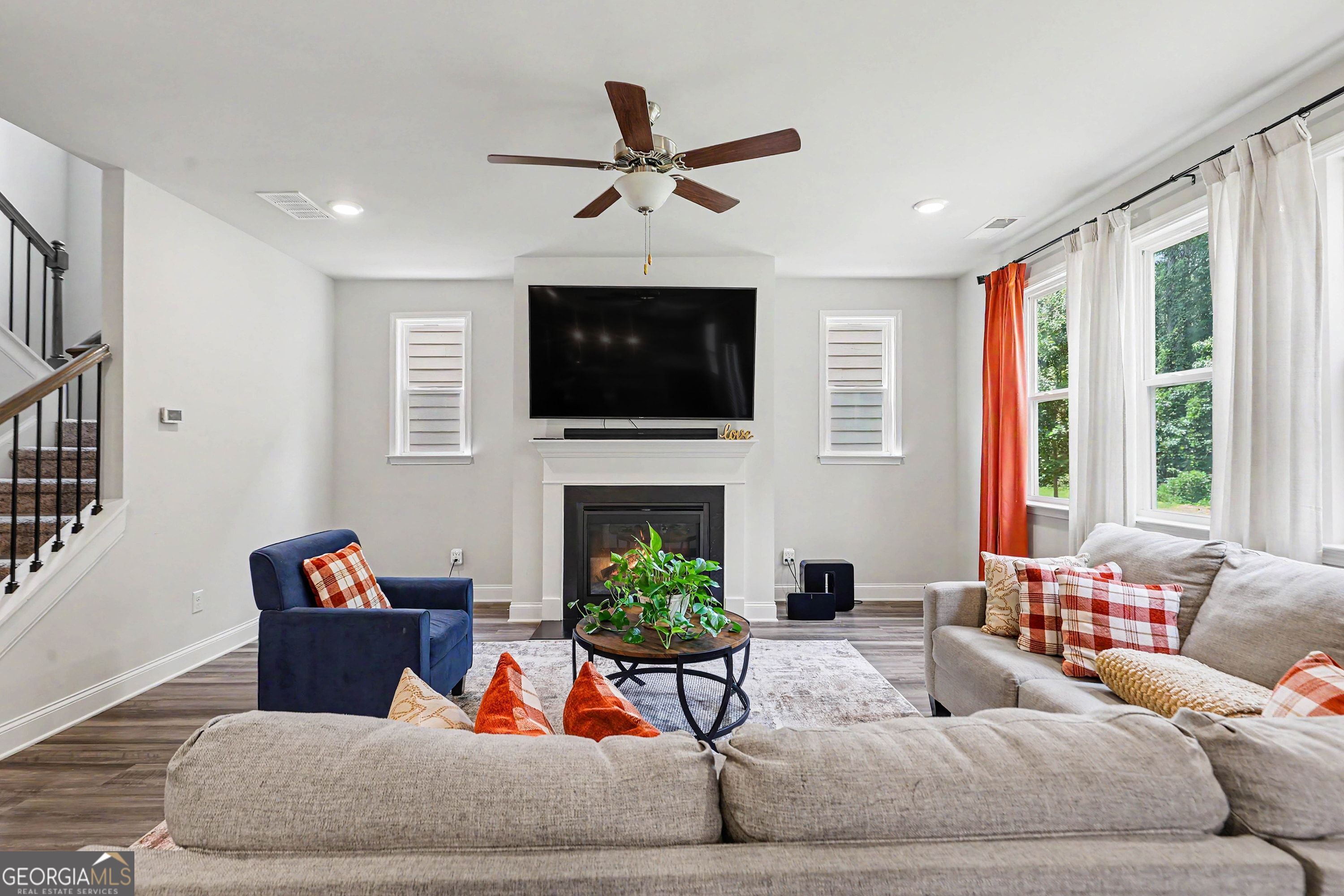 170 Glen Abbey Circle Property Photo 8