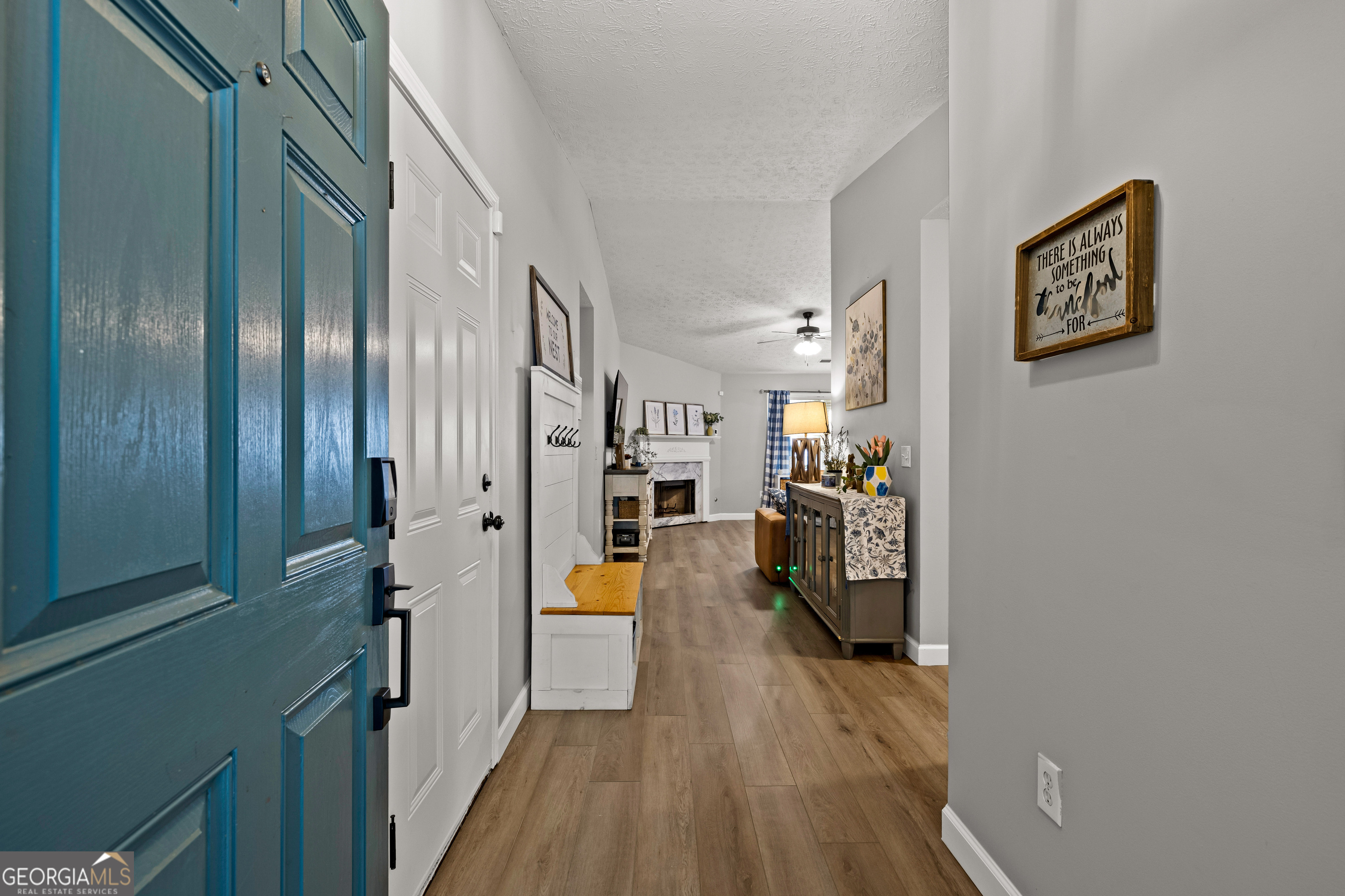 148 Lake Cove Approach Property Photo 4