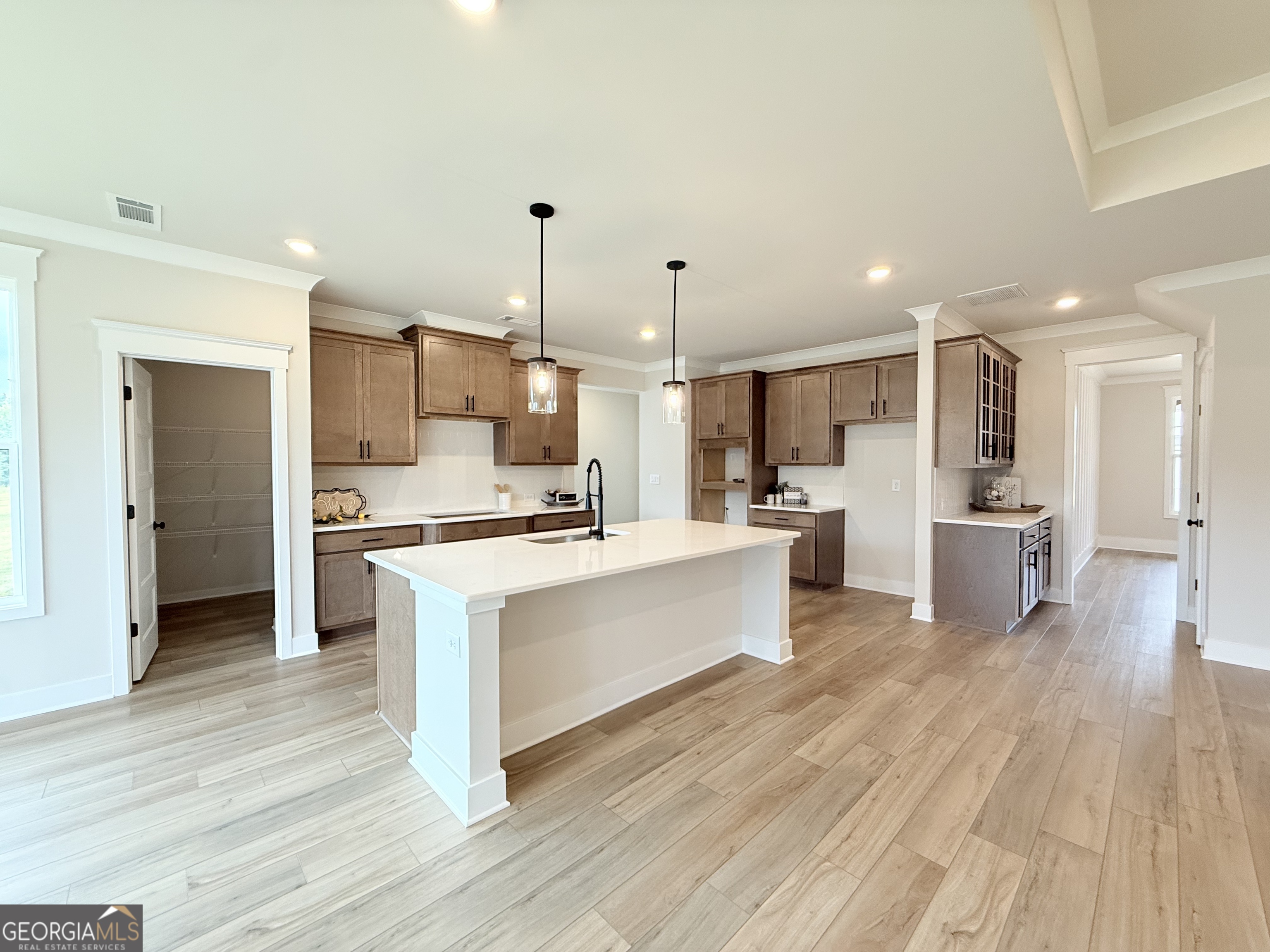 5275 Baymont Drive Property Photo 14