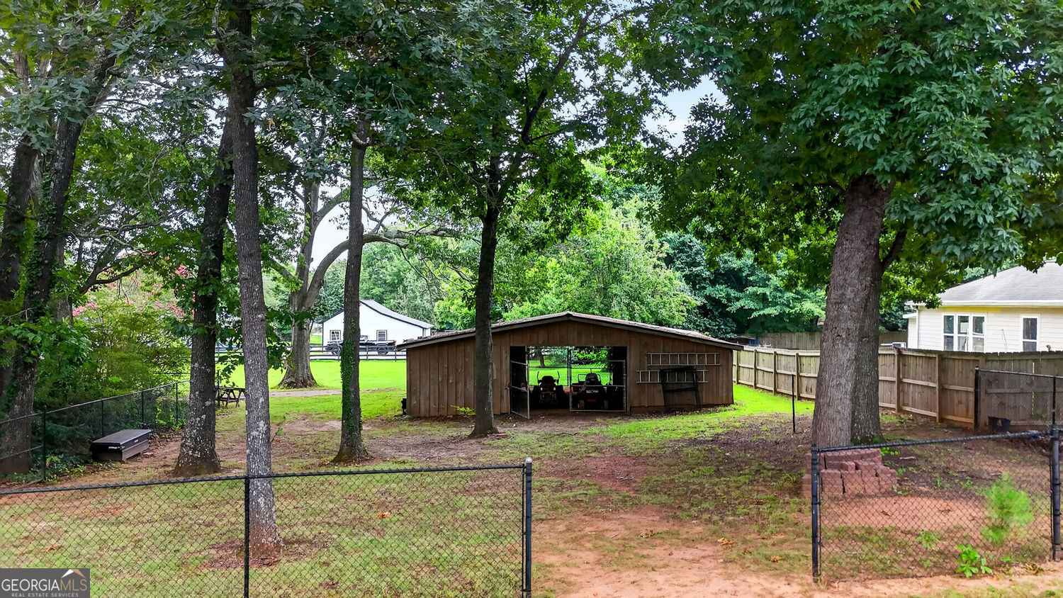 615 Tanner Road Property Photo 14