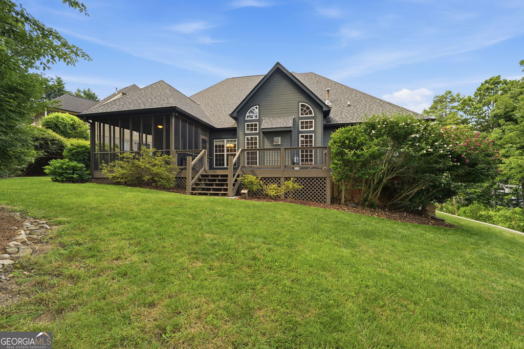 7 Windsor Lane Property Photo 2