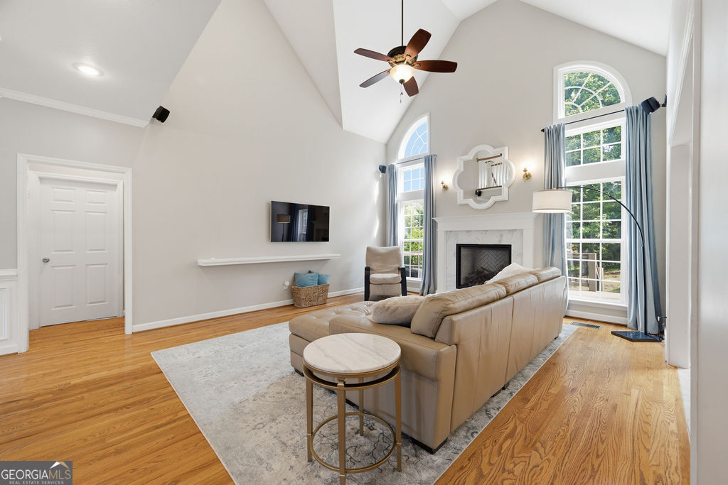 7 Windsor Lane Property Photo 11