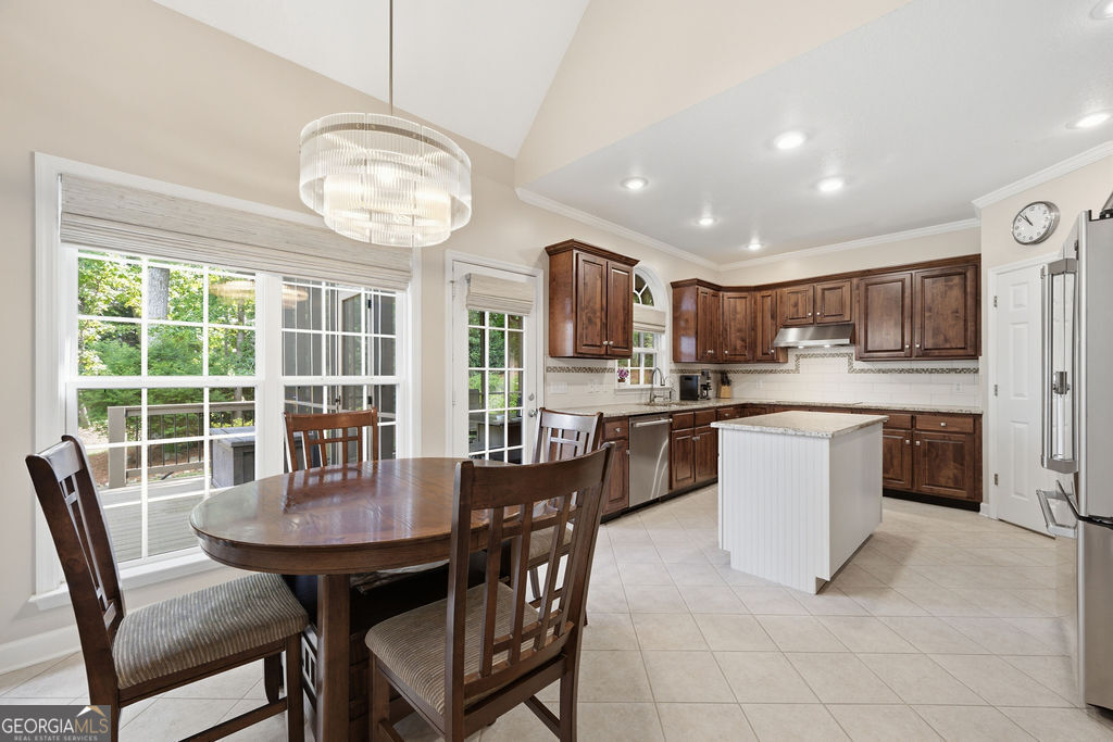 7 Windsor Lane Property Photo 15