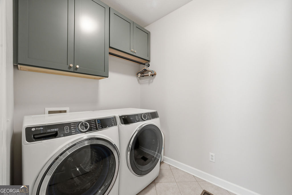 7 Windsor Lane Property Photo 27