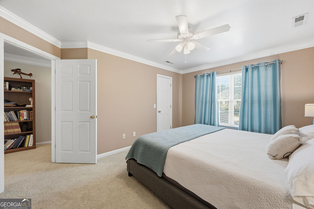 7 Windsor Lane Property Photo 31