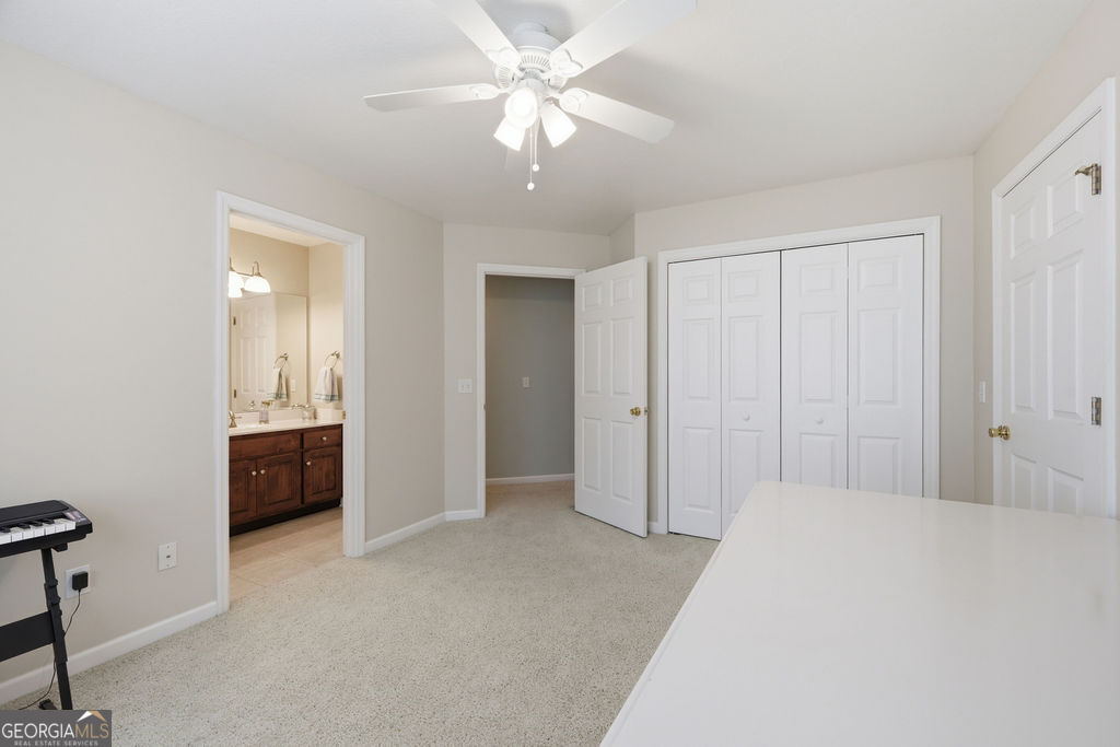 7 Windsor Lane Property Photo 48