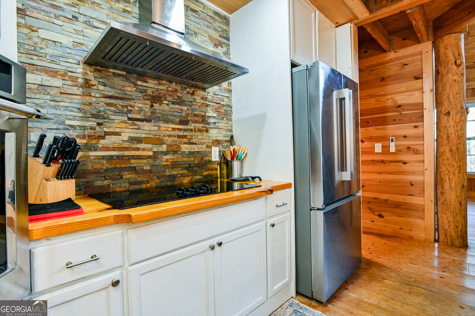 1208 Elberton Road Property Photo 8