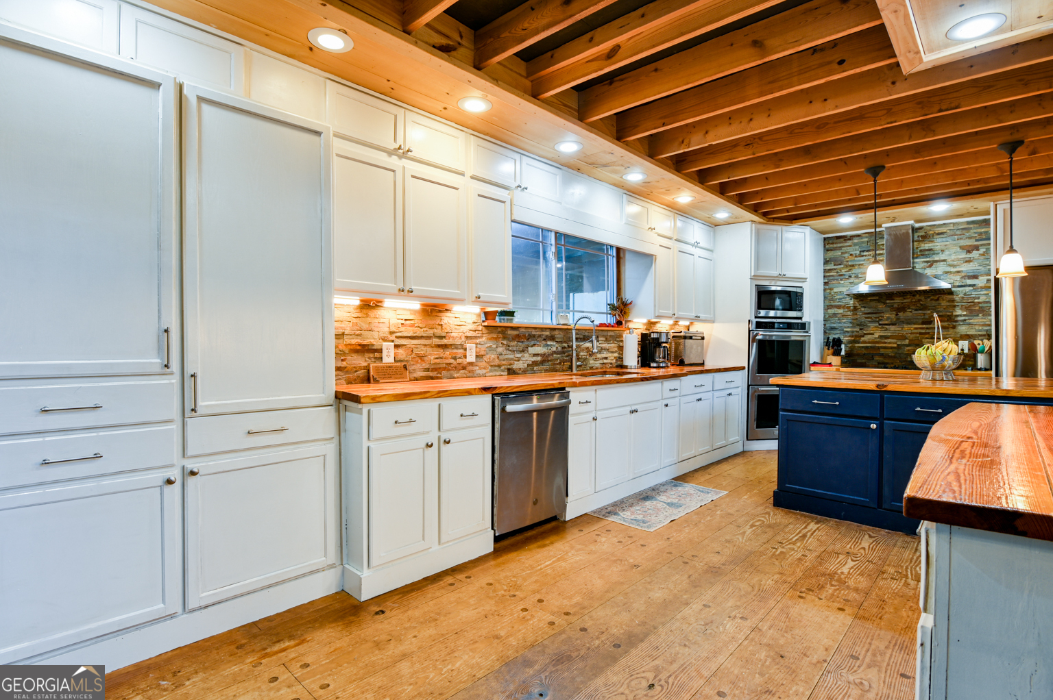 1208 Elberton Road Property Photo 15