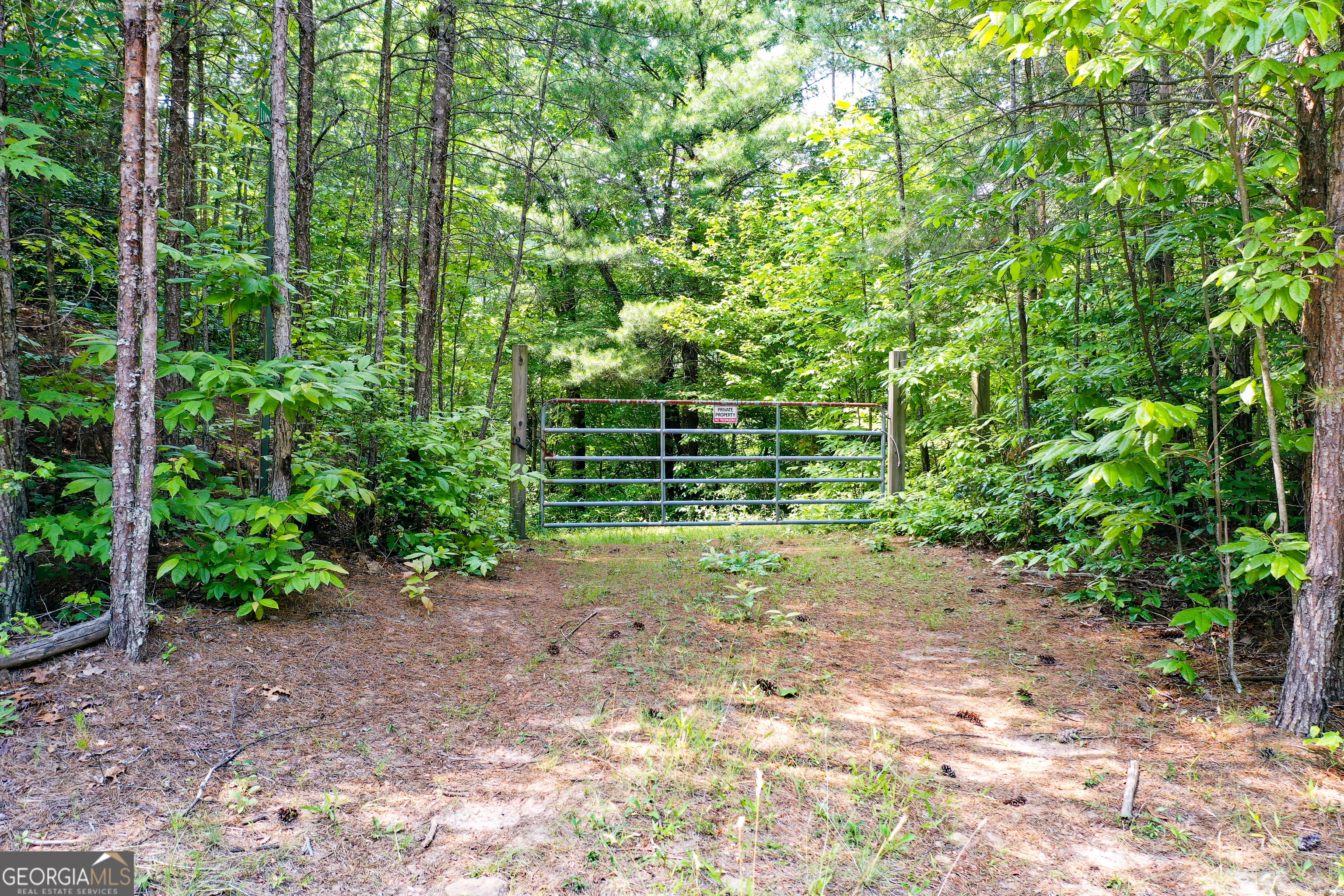 0 Flagpole Circle Property Photo 1
