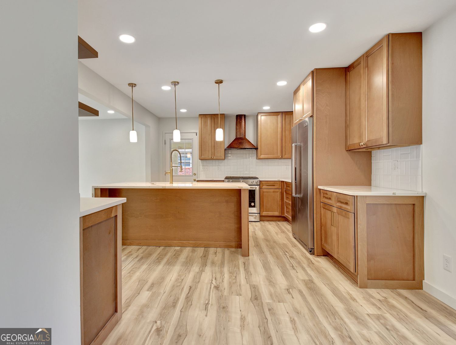 183 Pine Street Ne Property Photo 15