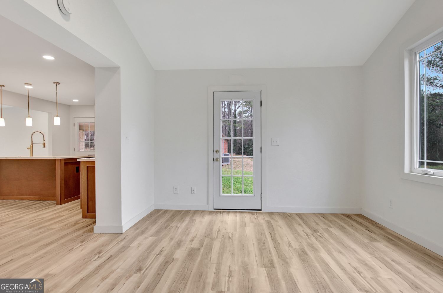 183 Pine Street Ne Property Photo 31