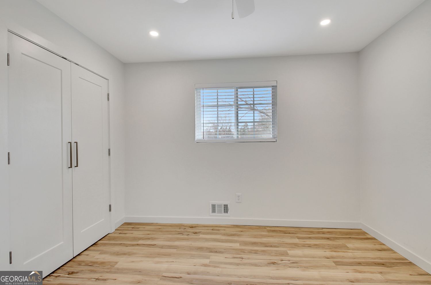 183 Pine Street Ne Property Photo 44