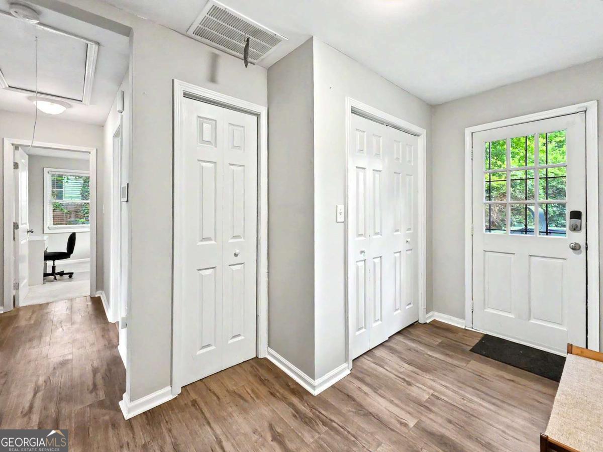 1530 Columbia Drive Property Photo 12