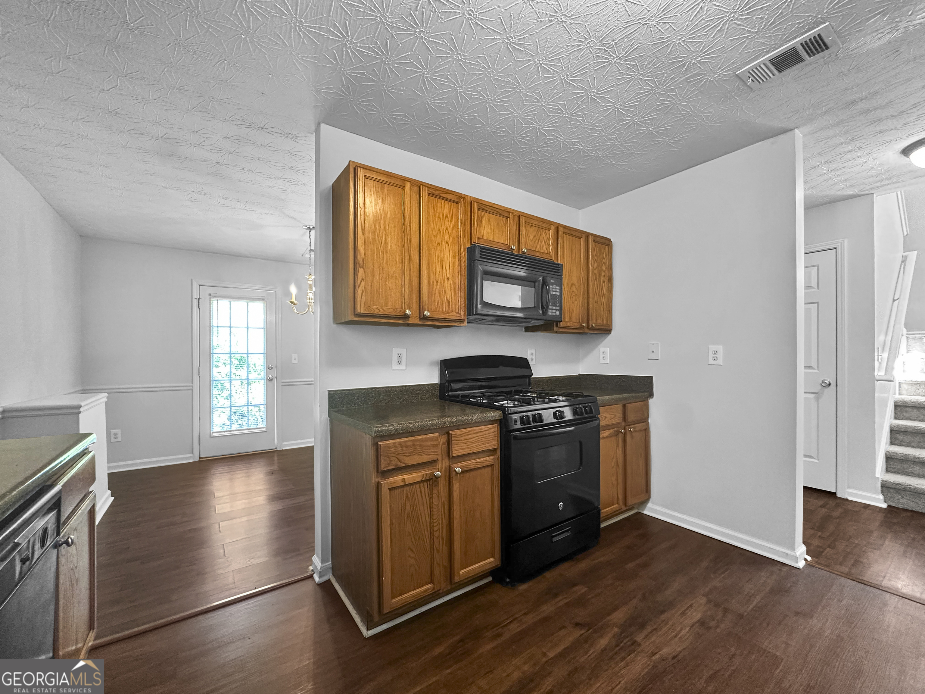 417 Kirkland Drive Property Photo 7