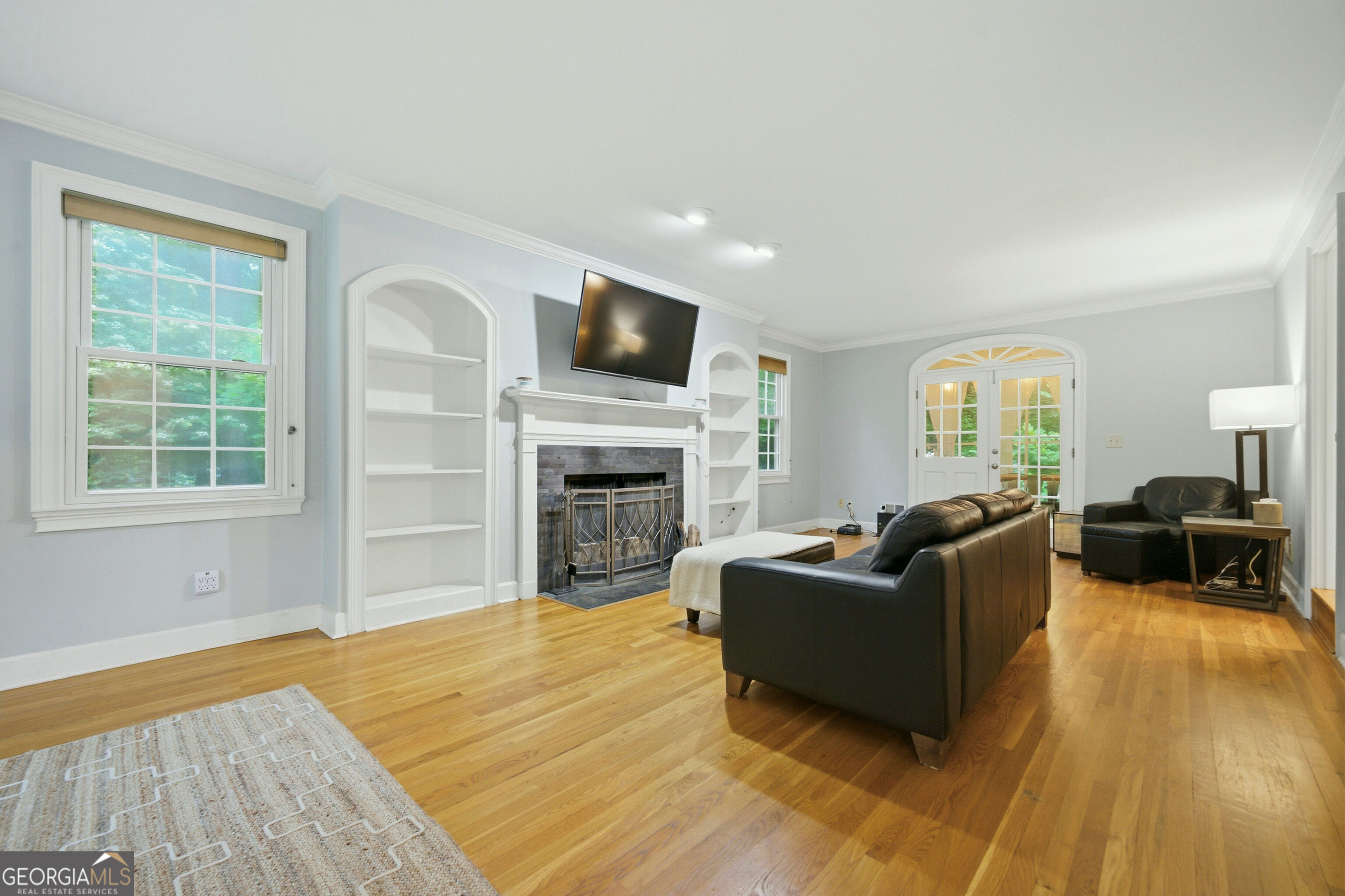 3155 Laura Lane Property Photo 12