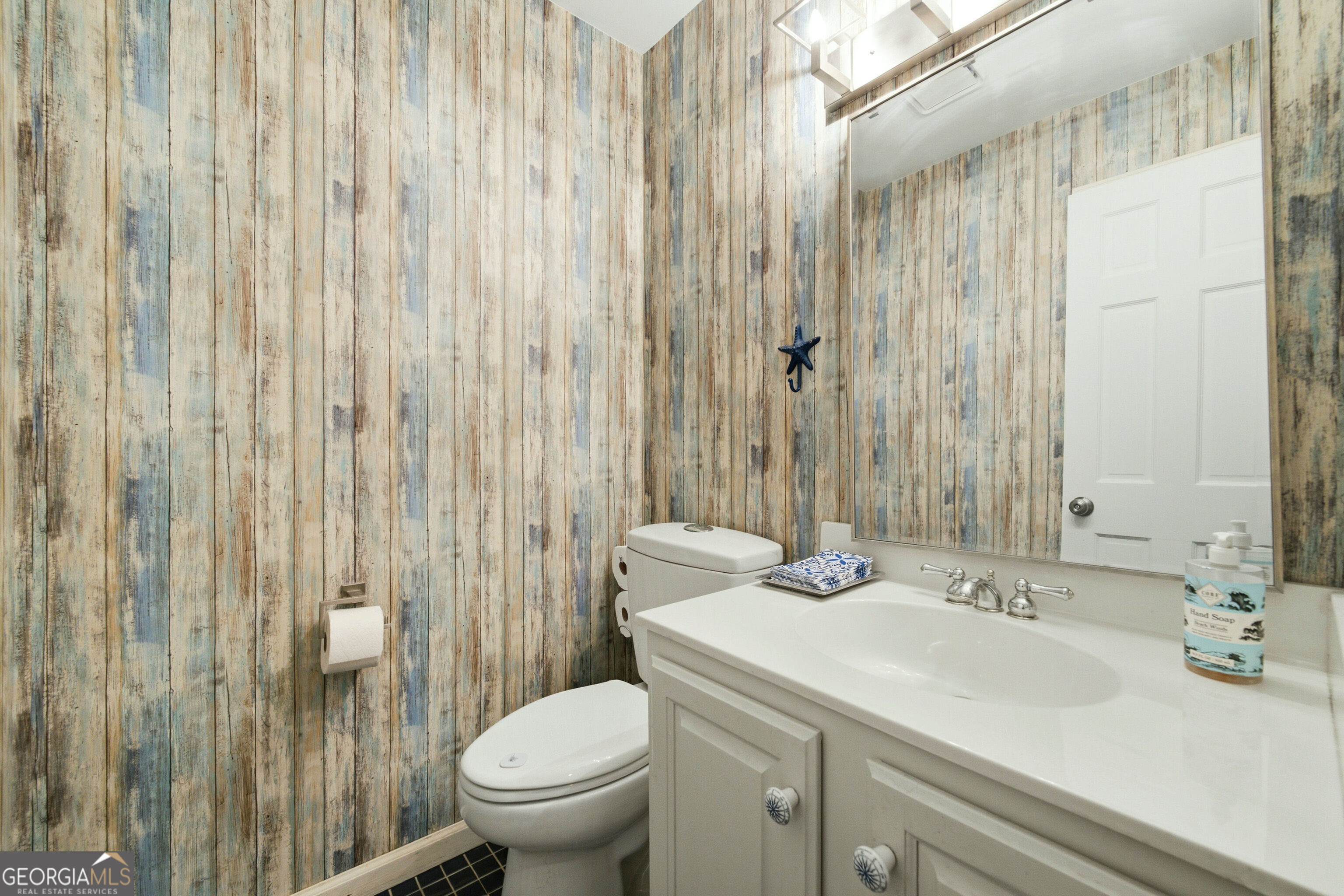 3155 Laura Lane Property Photo 25