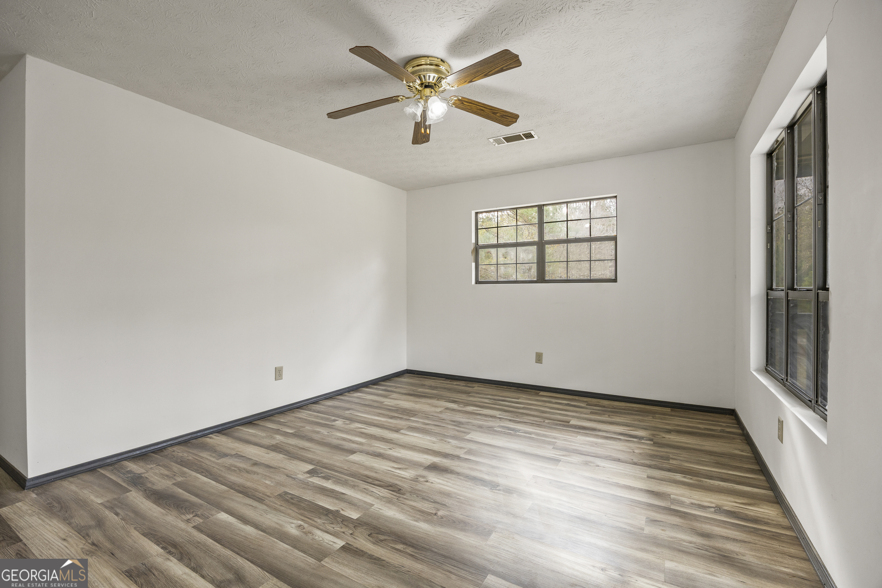 181 Lower Wirebridge Road Property Photo 5