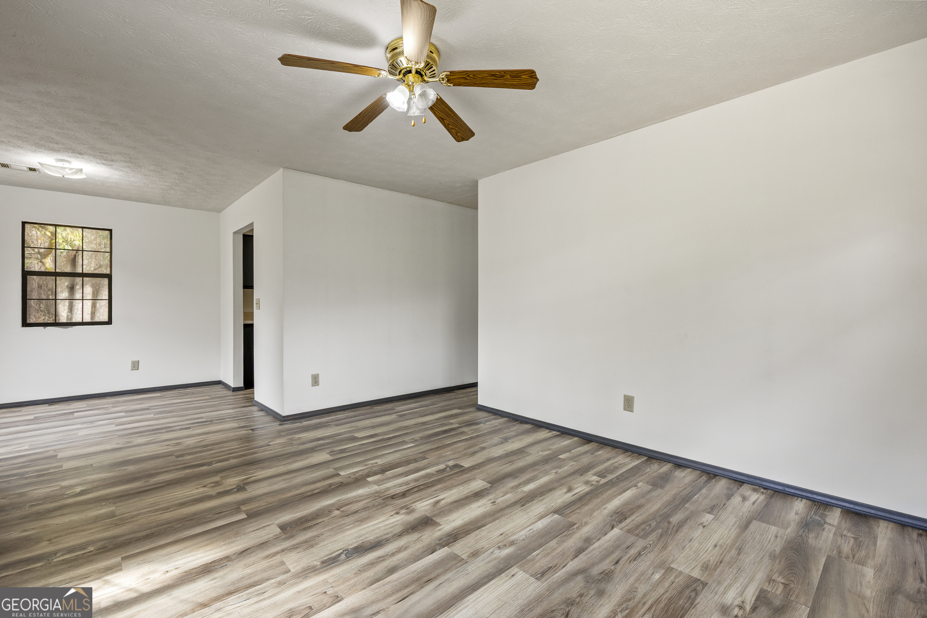 181 Lower Wirebridge Road Property Photo 8