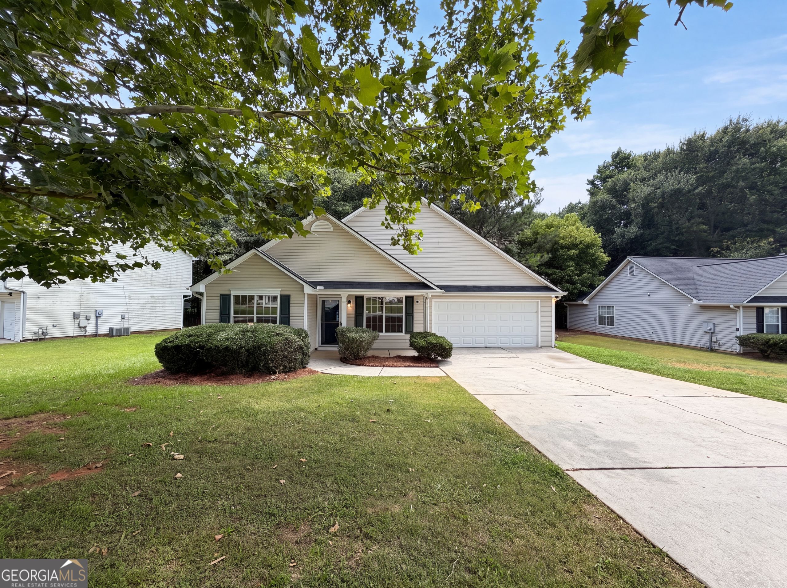 10543 Crabtree Drive Property Photo 1