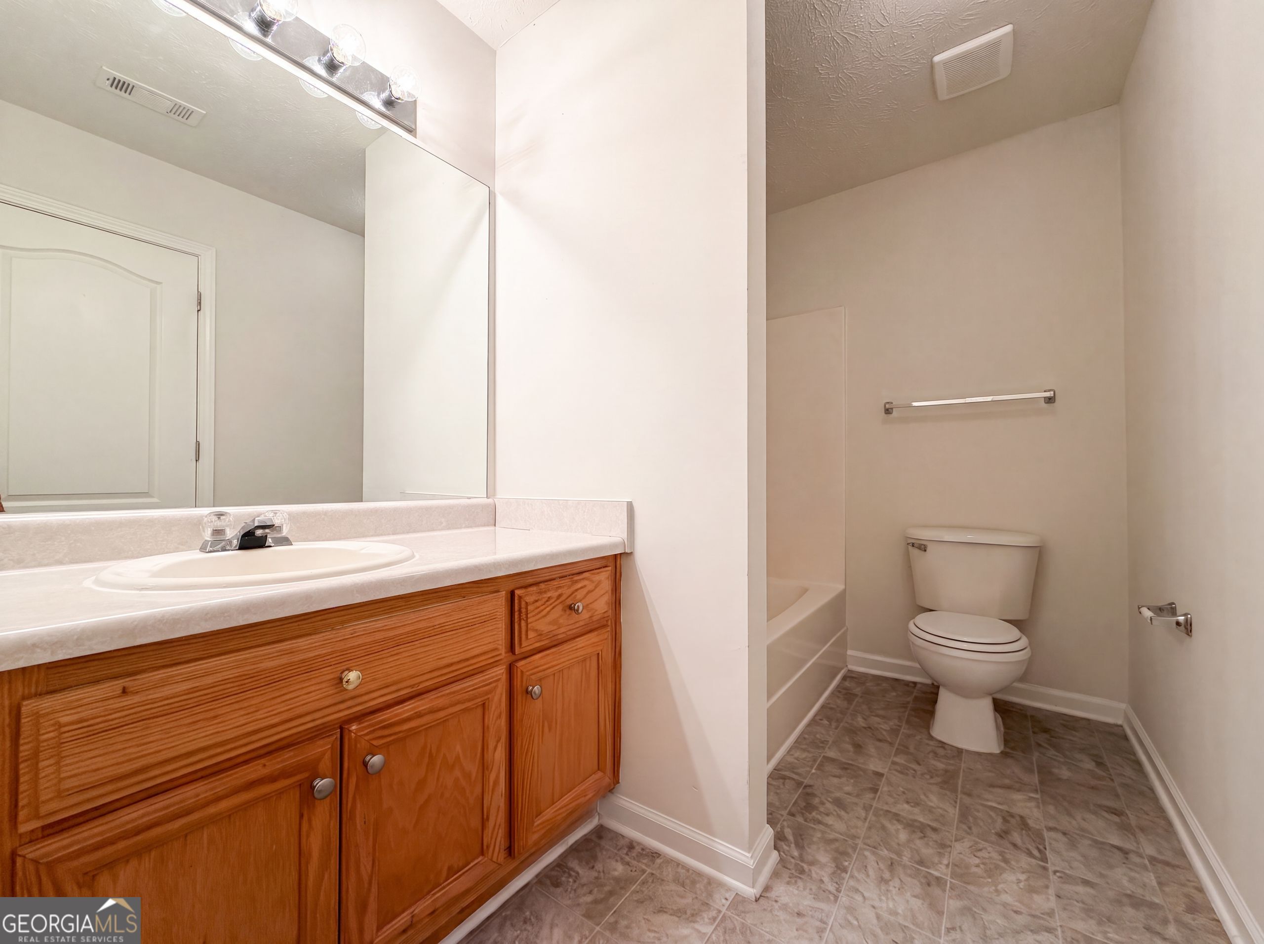 10543 Crabtree Drive Property Photo 10