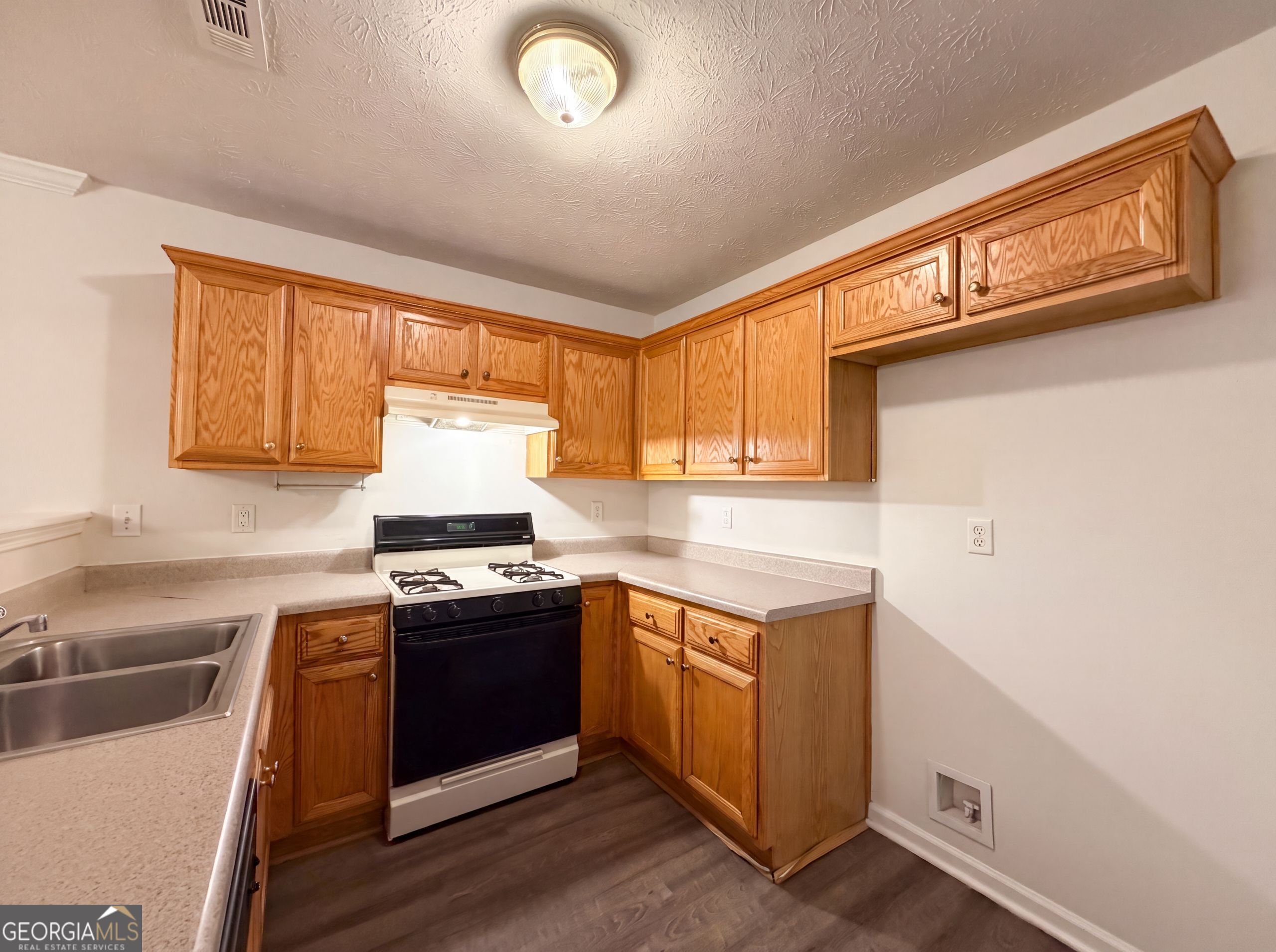 10543 Crabtree Drive Property Photo 13