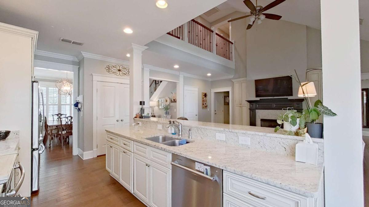 100 Morningside Drive Property Photo 13