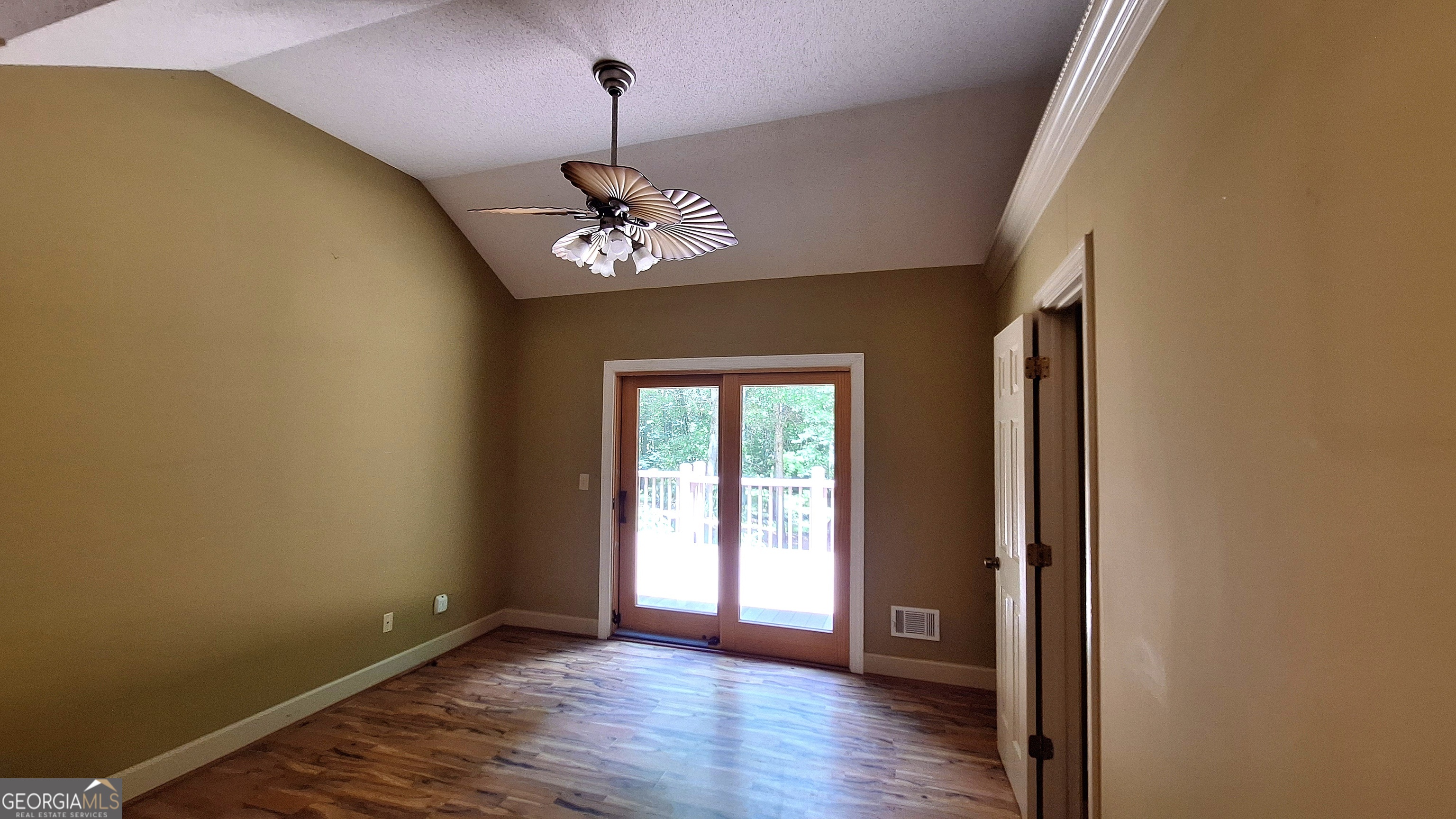 342 Spears Road Property Photo 29