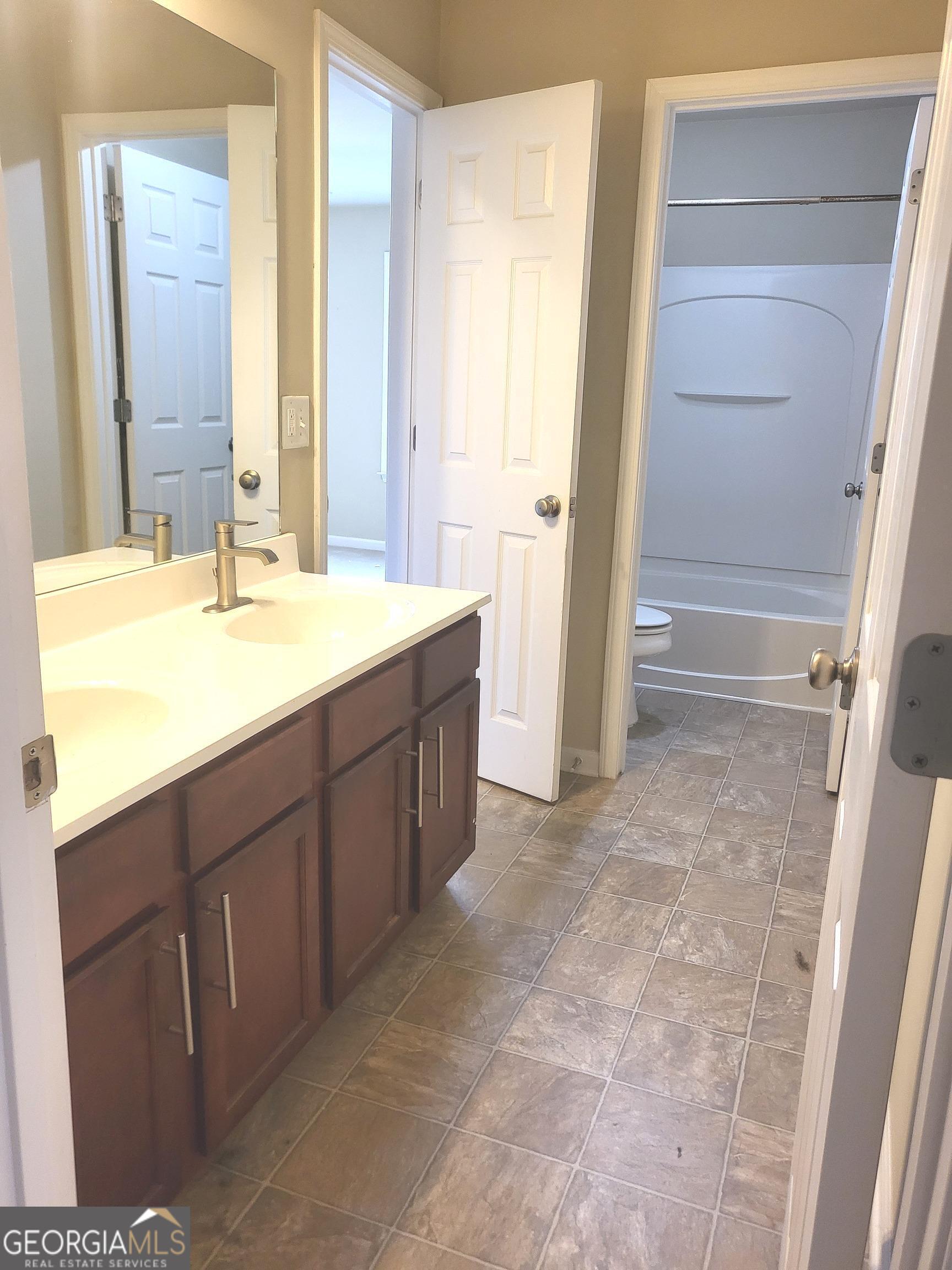 3447 Drayton Manor Run Property Photo 23