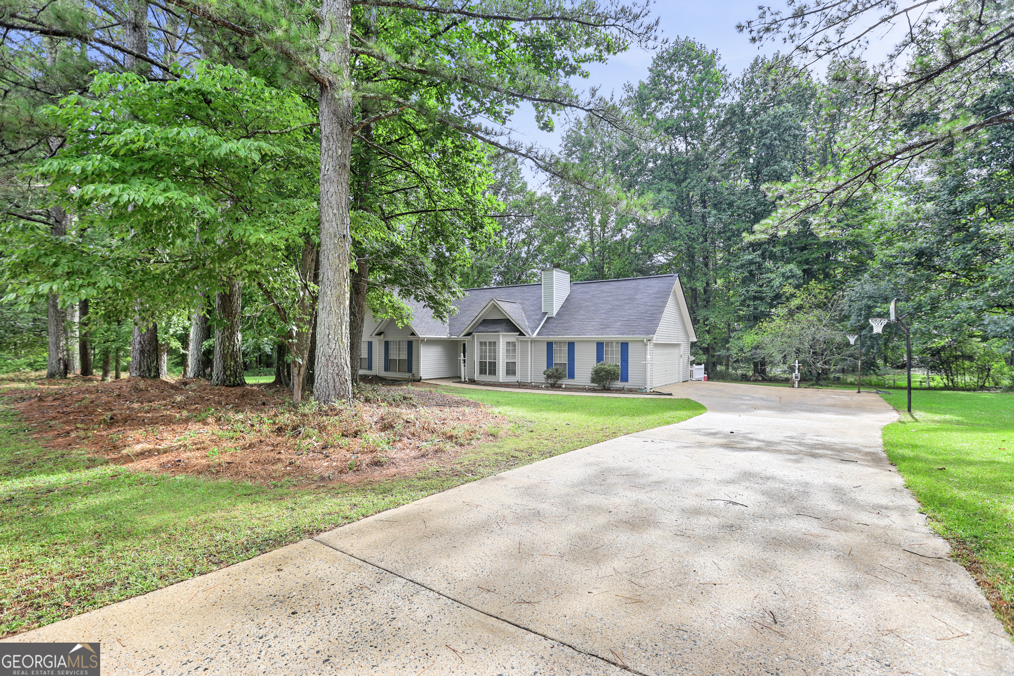 188 Widewater Drive Property Photo 2