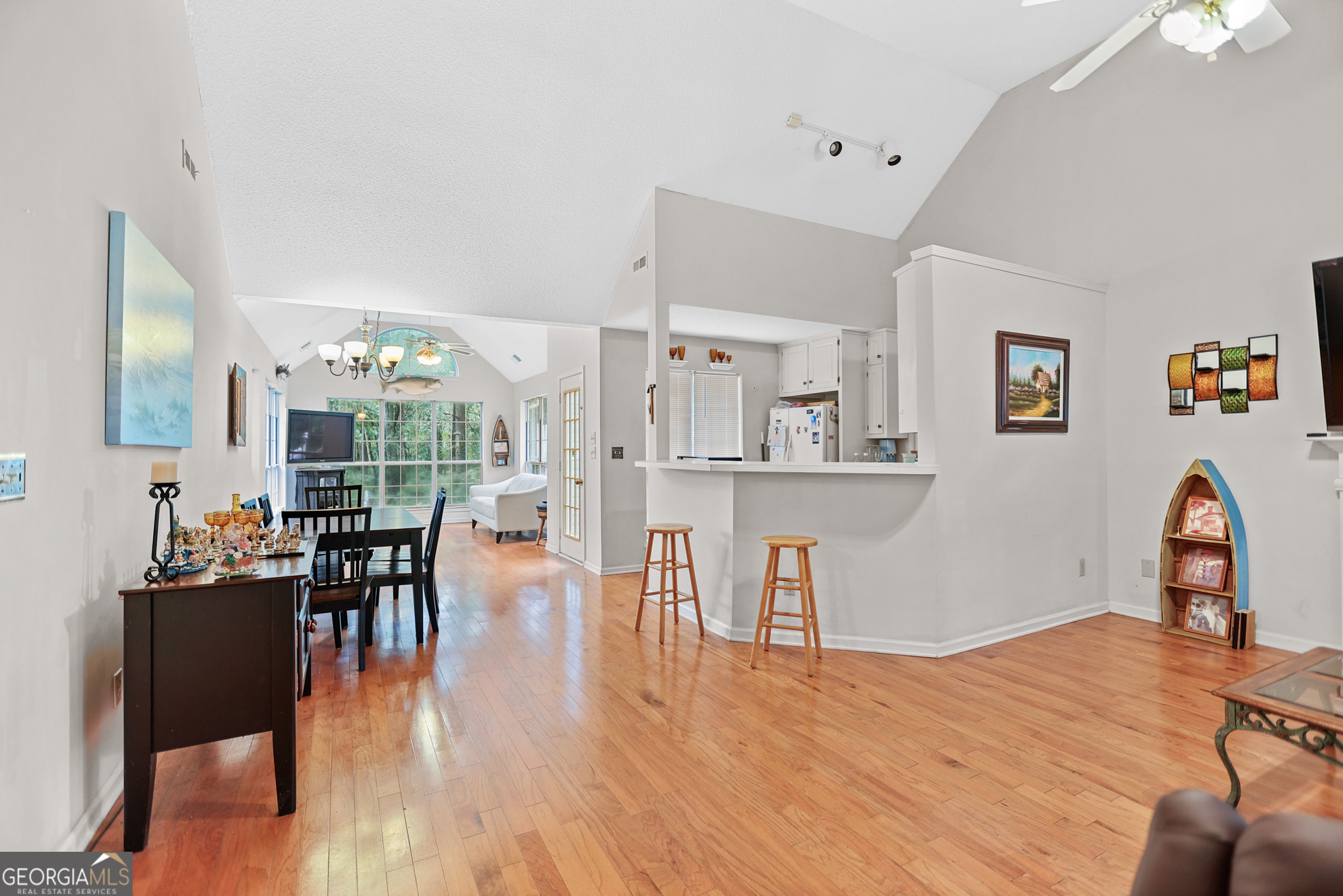188 Widewater Drive Property Photo 4