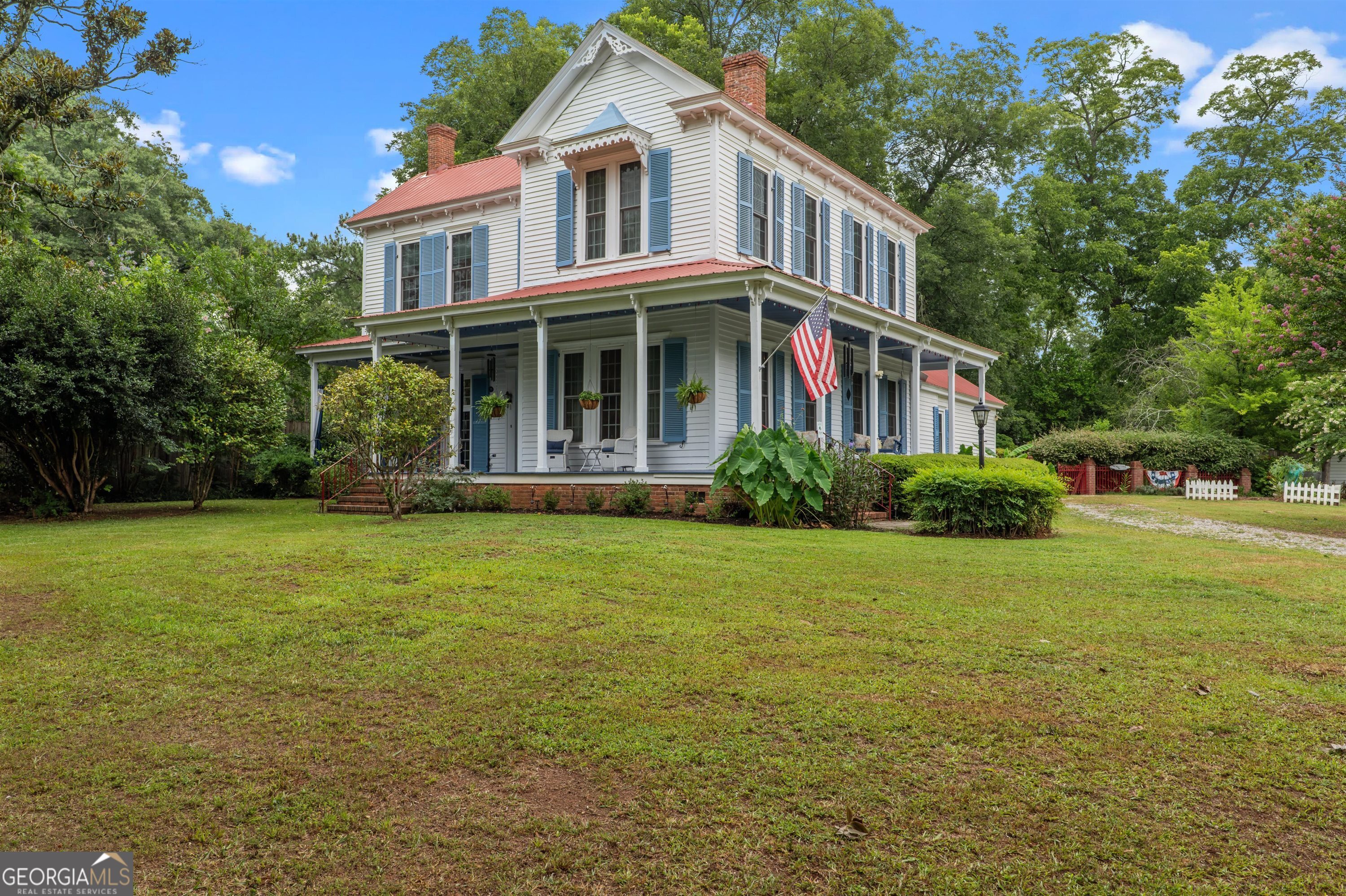 513 Spring Street Property Photo 1