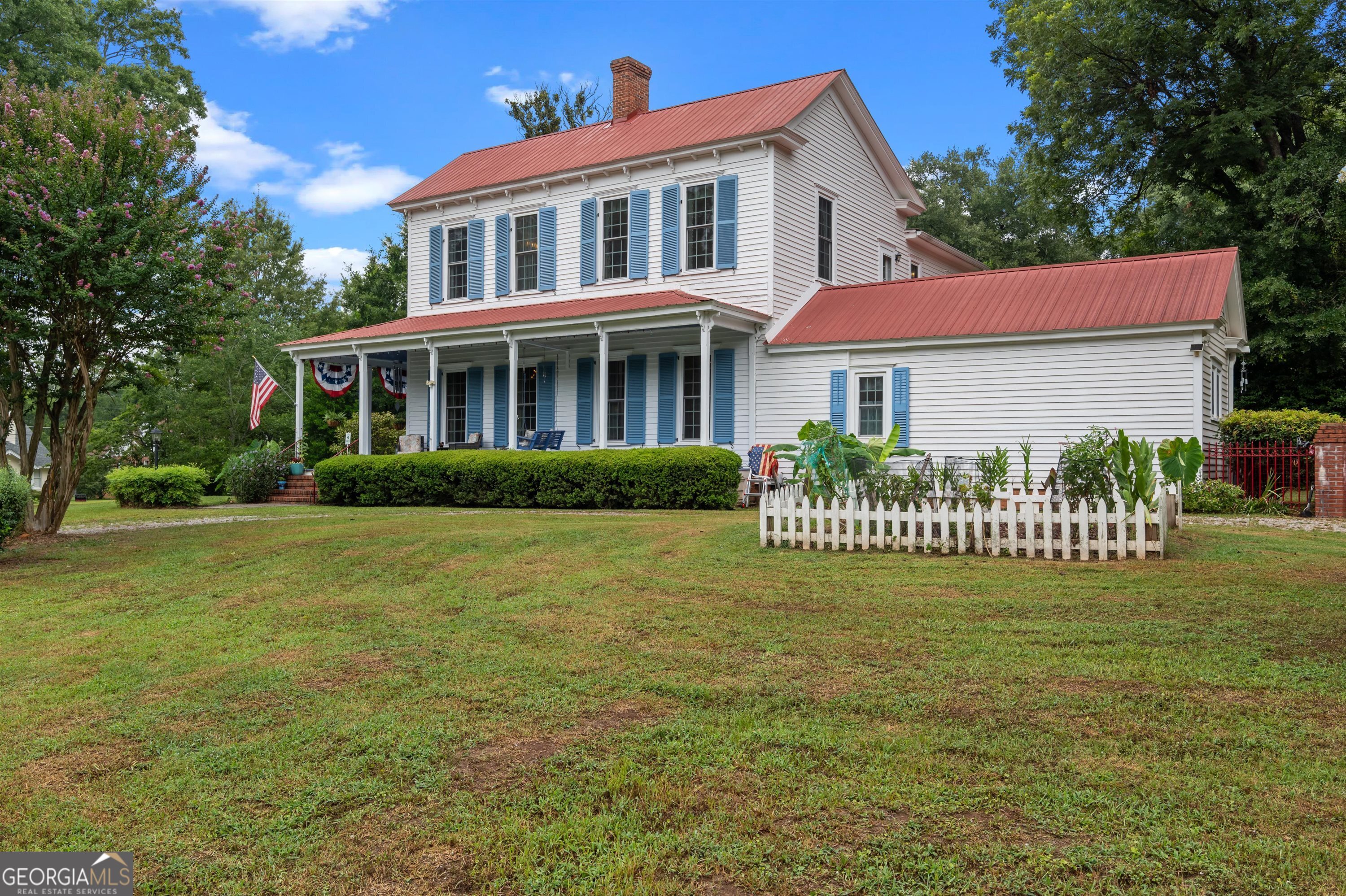513 Spring Street Property Photo 4