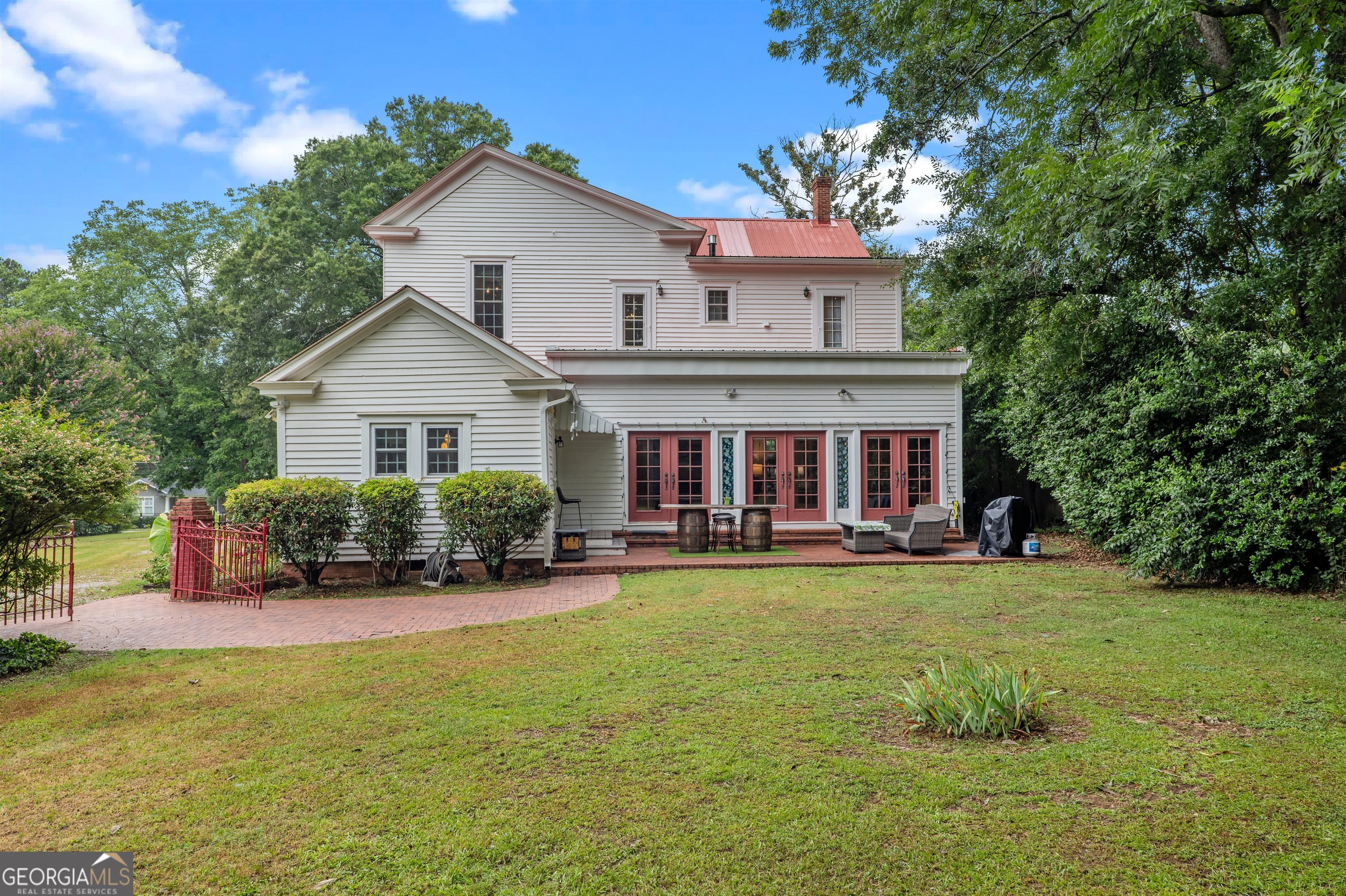 513 Spring Street Property Photo 15