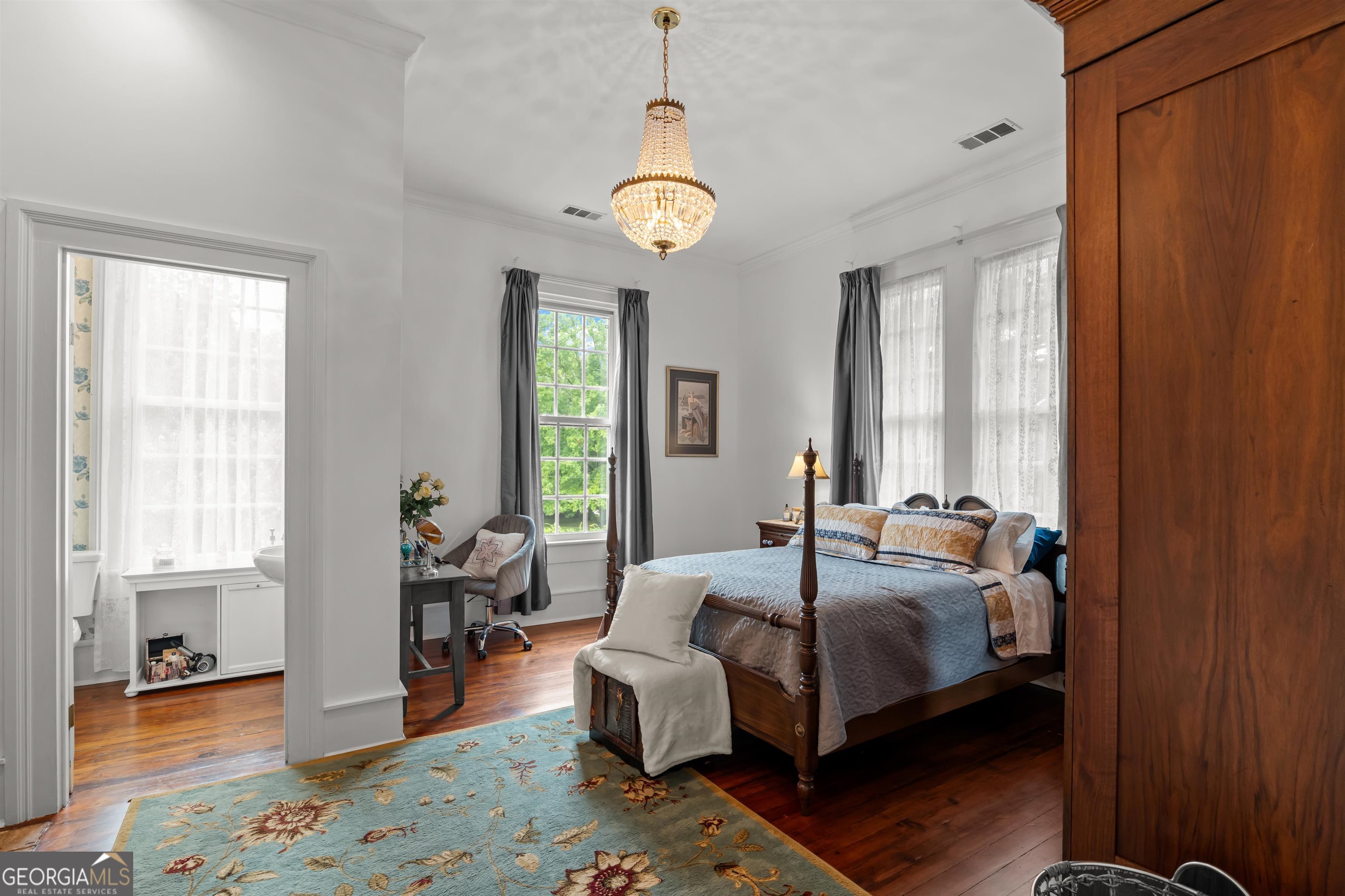 513 Spring Street Property Photo 61