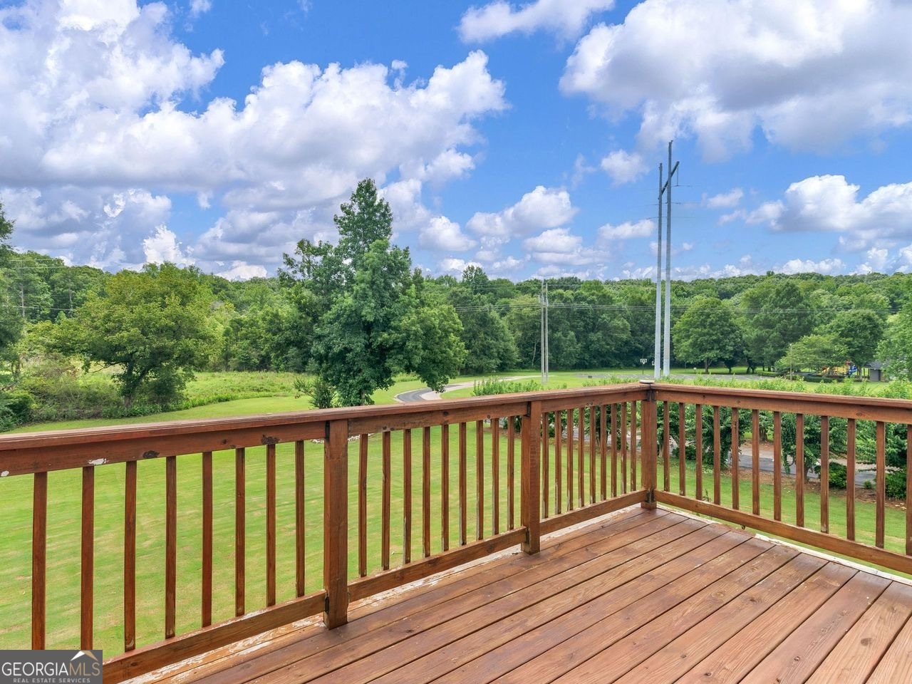 1090 Charter Club Drive Property Photo 17