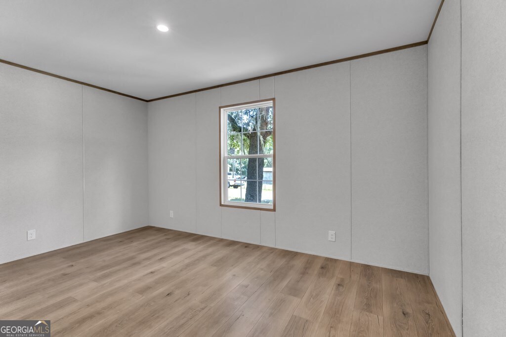 6891 Oak Ridge Property Photo 3