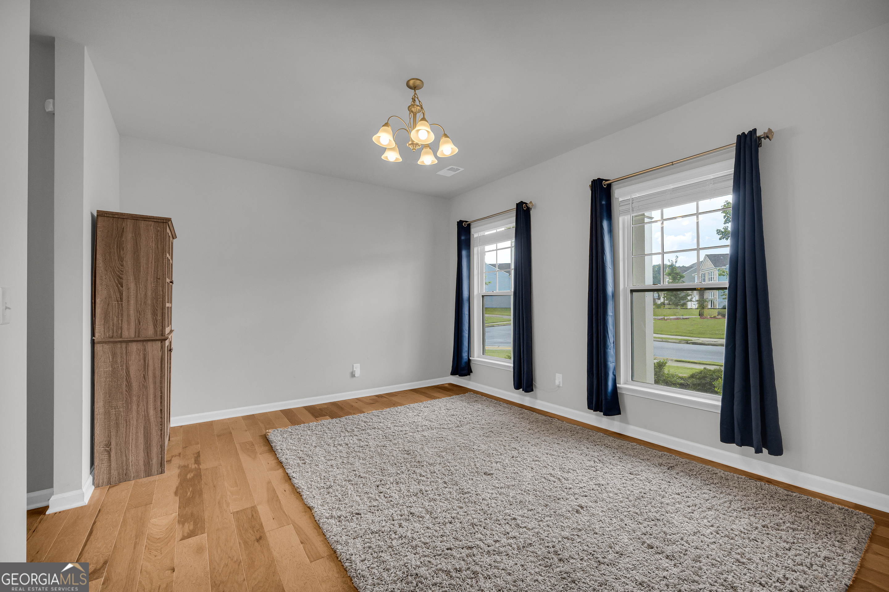 3381 Emmet Road Property Photo 6