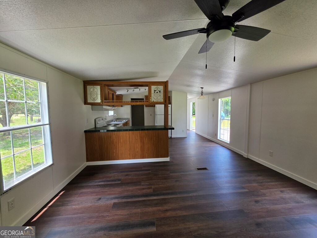 3889 Jacobs Drive Property Photo 14