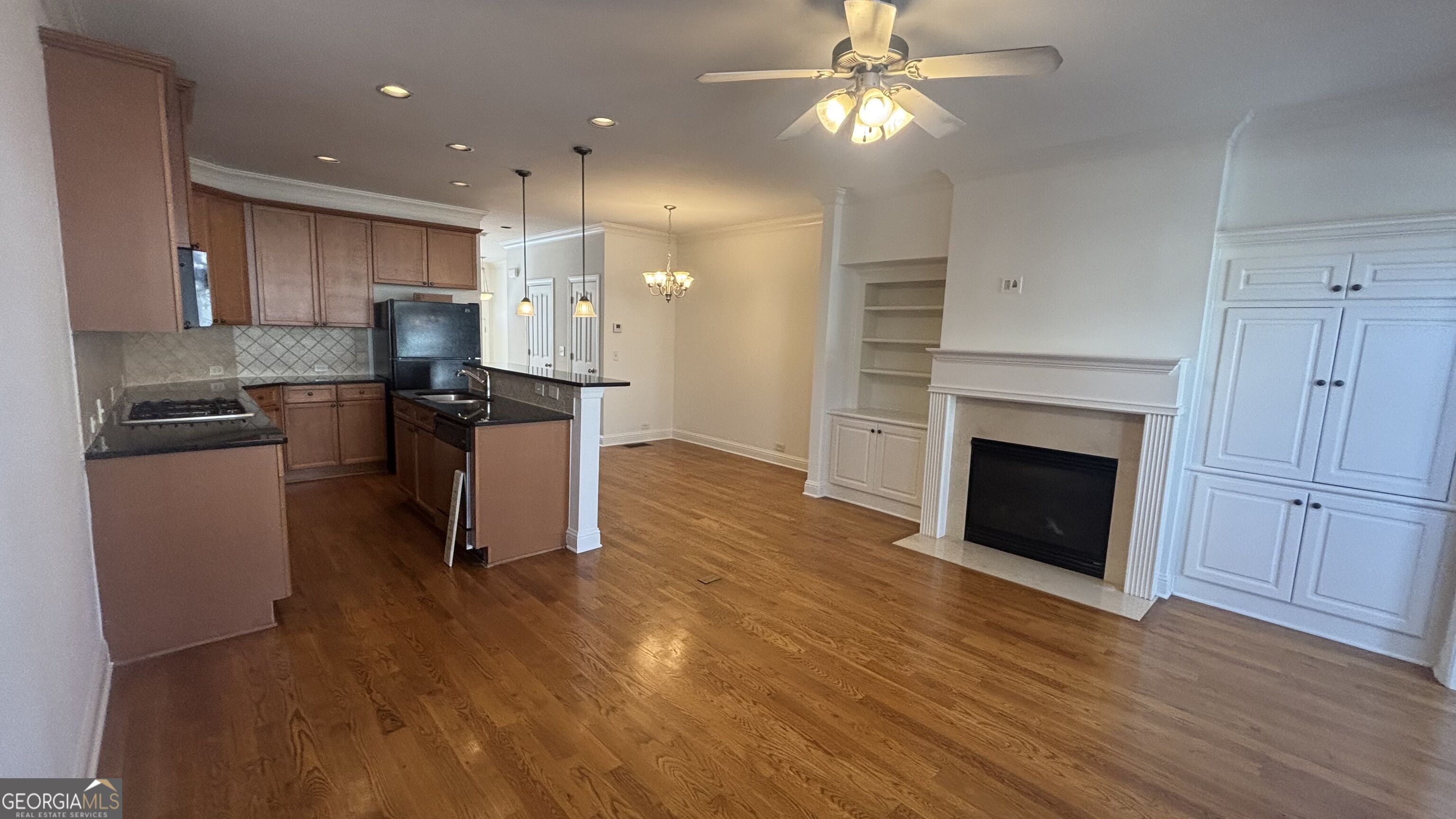 4847 Carre Way Property Photo 8