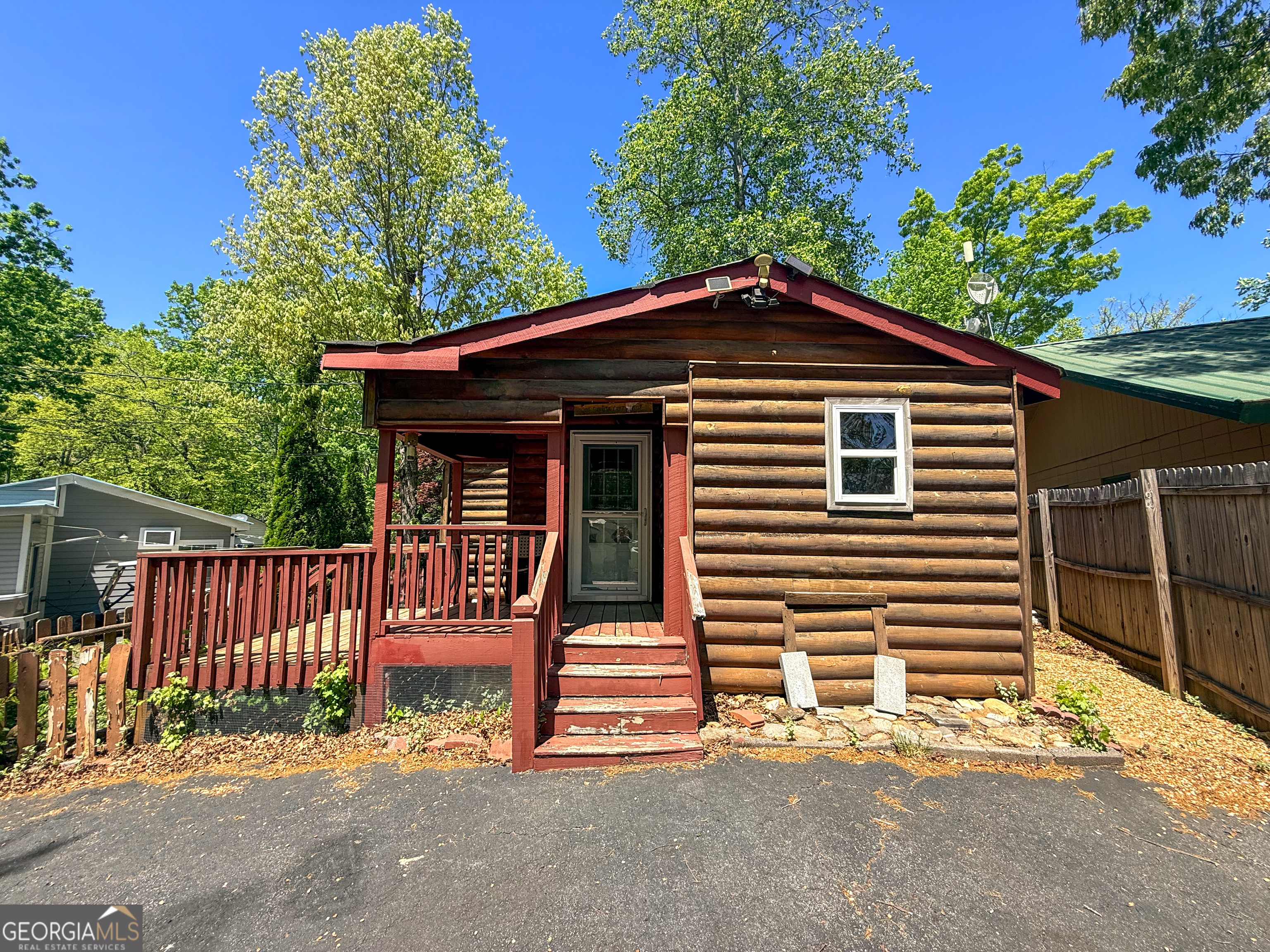 20 Lavista Lane Property Photo 1