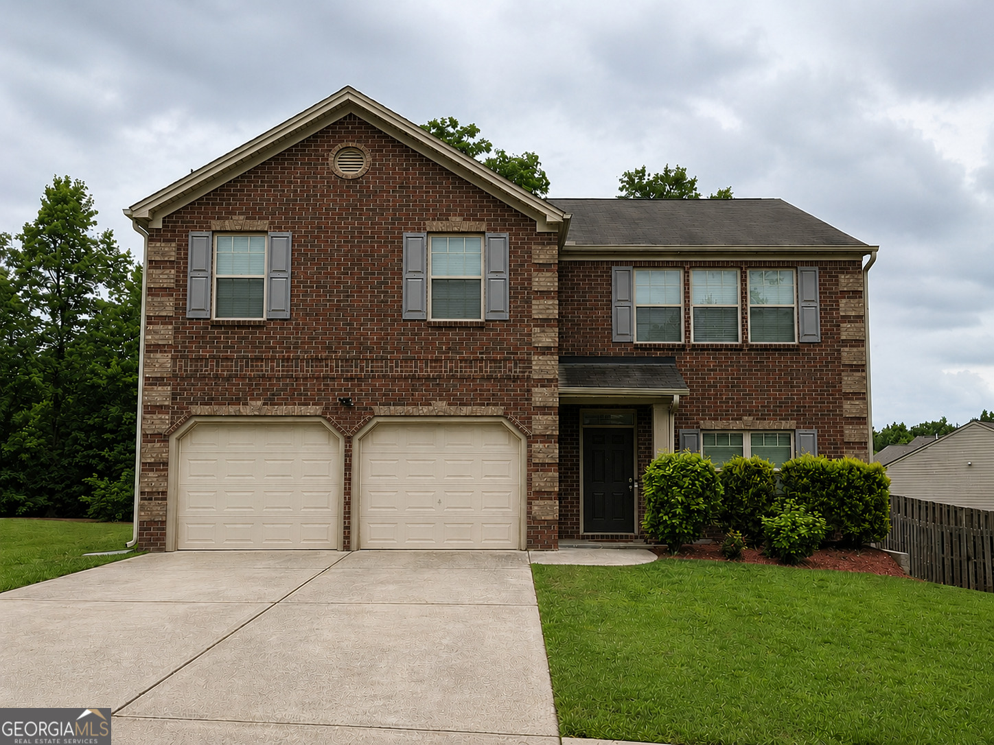 293 Hillcrest Court Property Photo 1